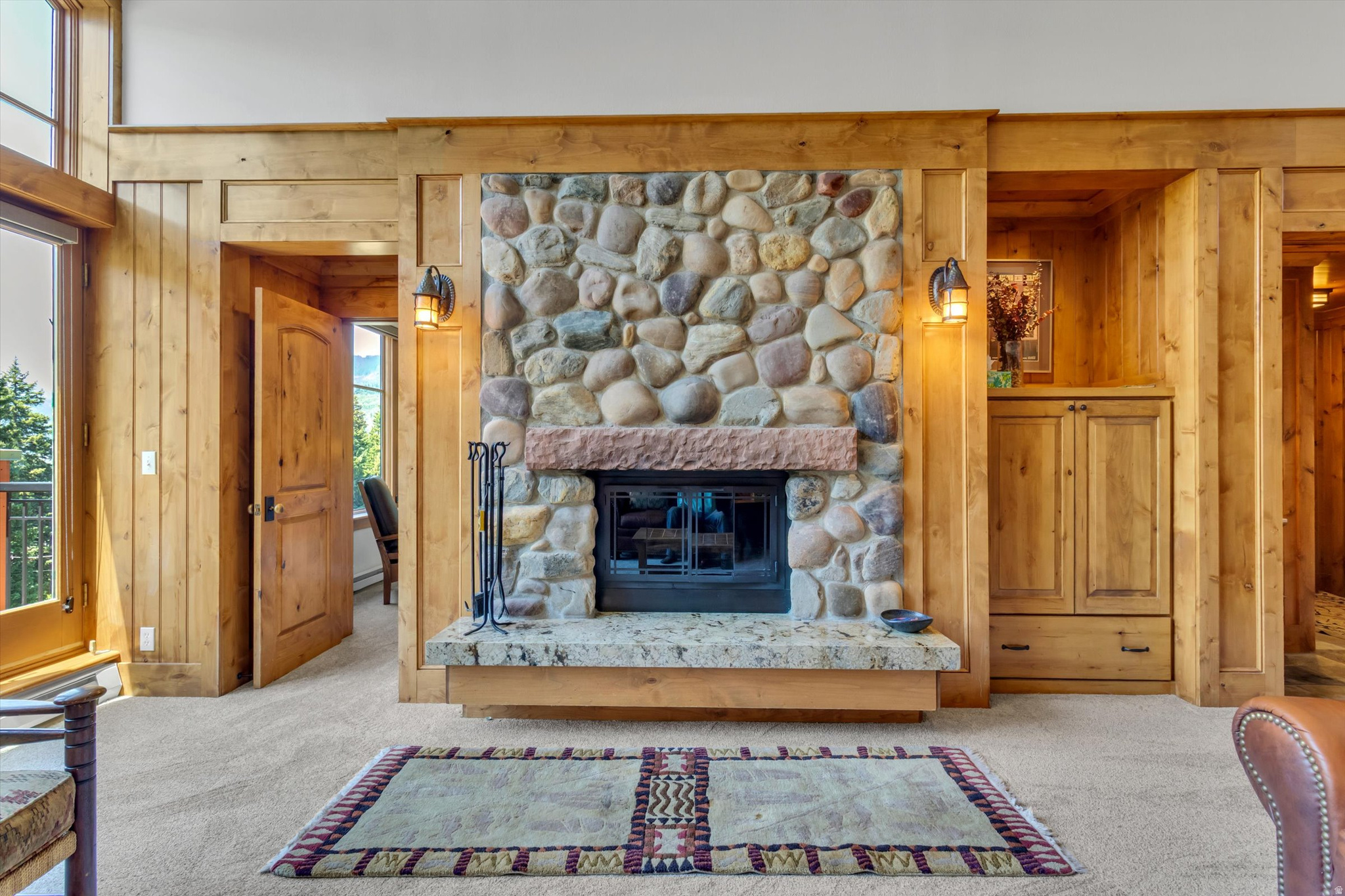 CREEKSIDE - Residential
