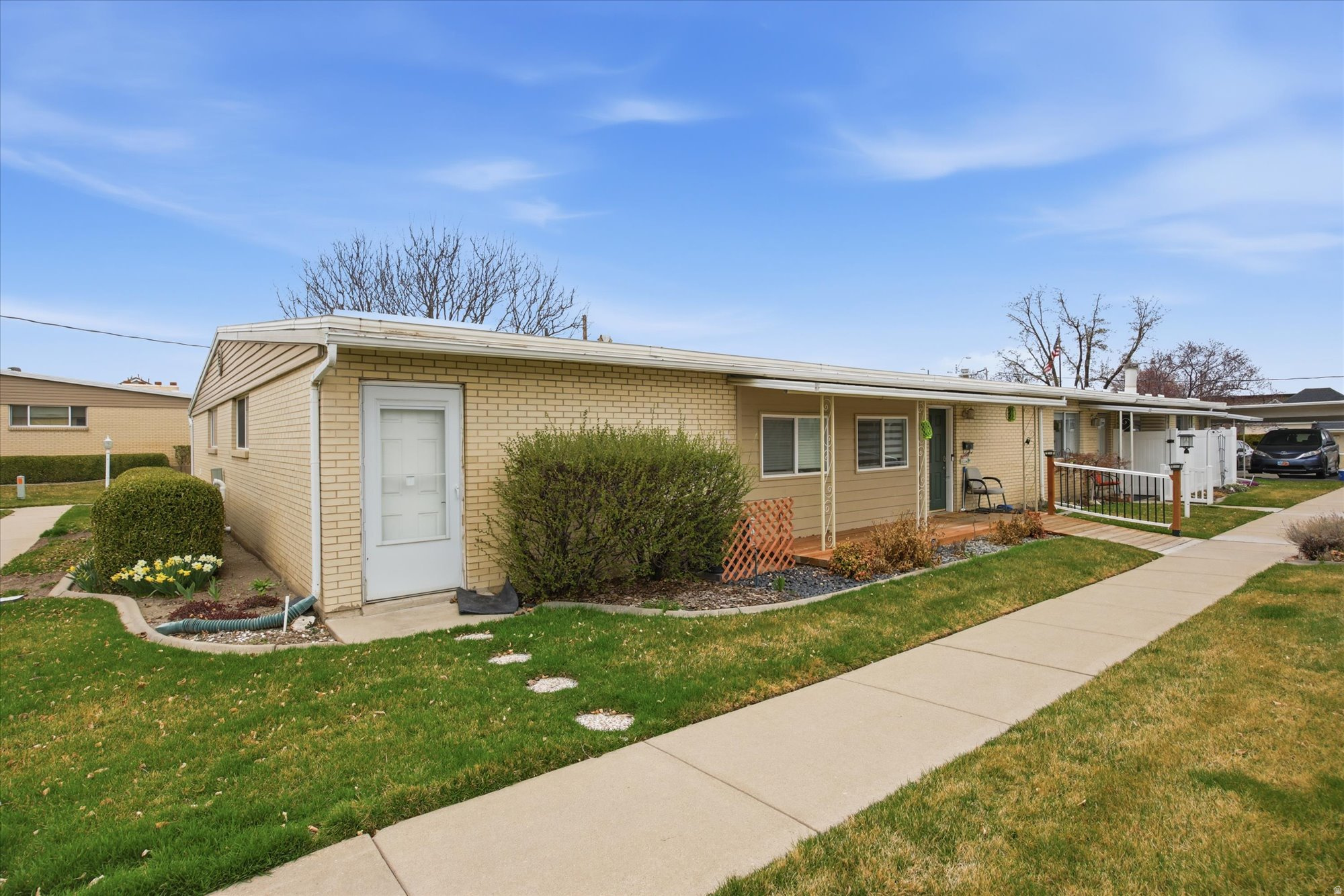 BOUNTIFUL  GARDENS - Residential