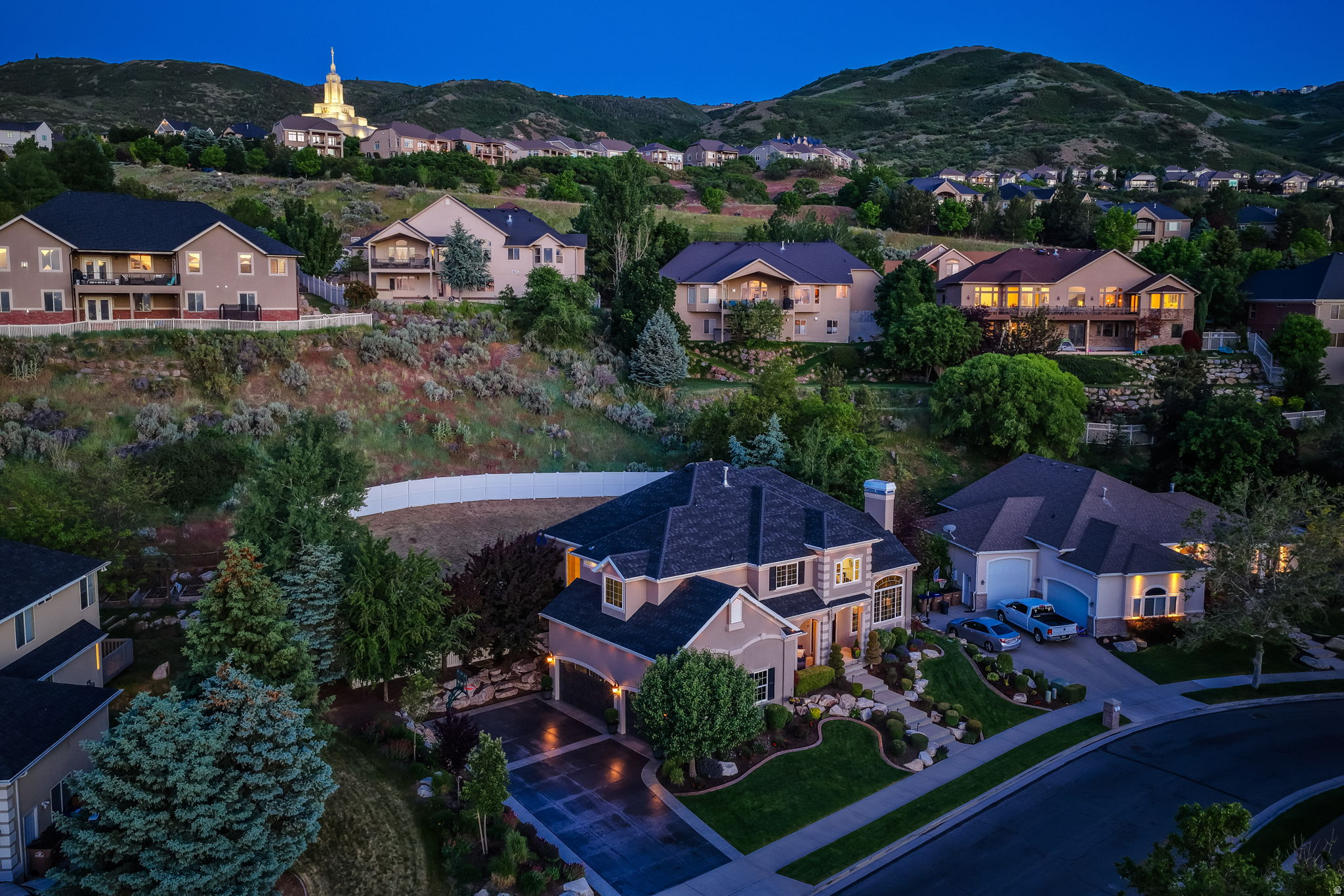 SOUTH MOUNTAIN - Residential