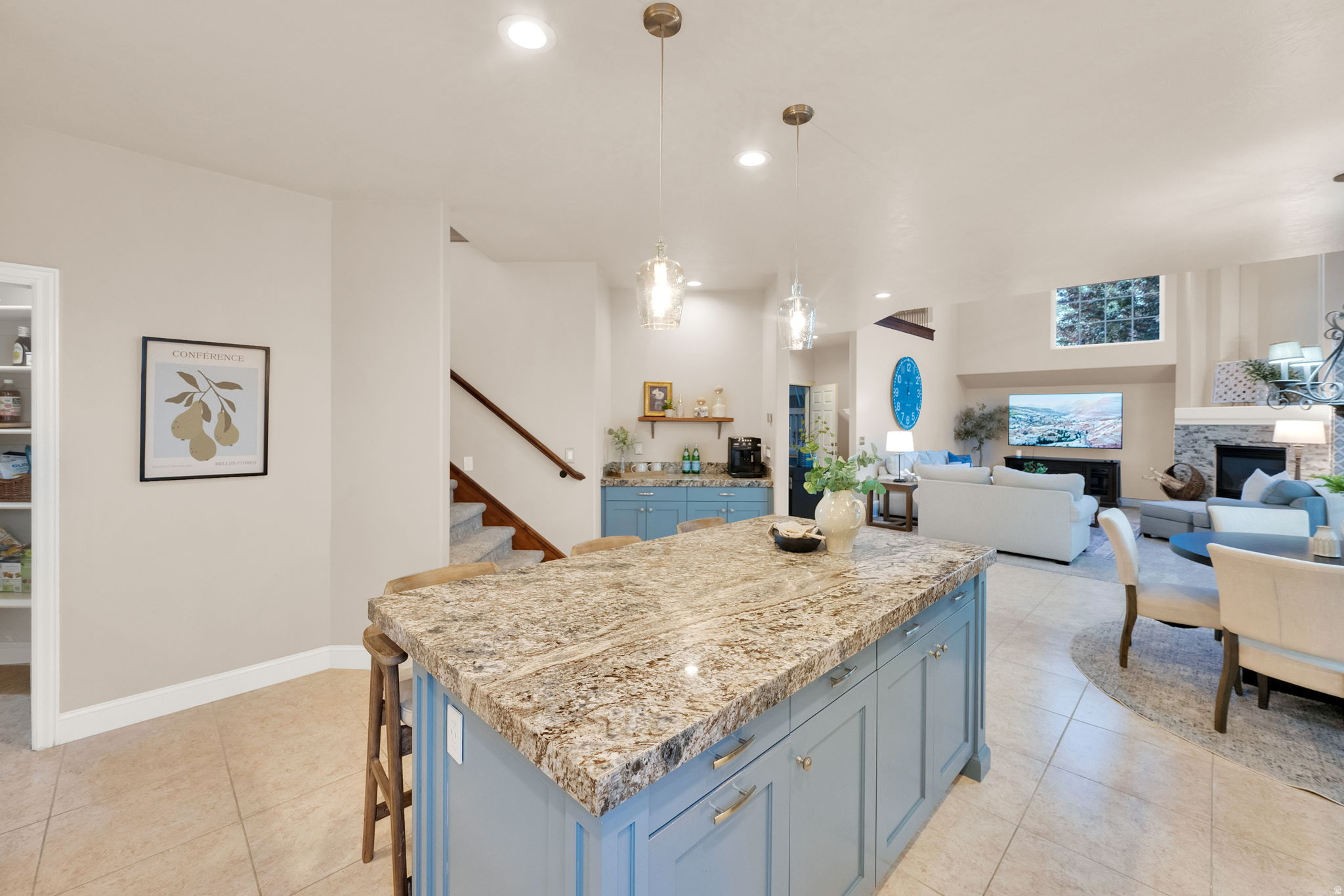 SOUTH MOUNTAIN - Residential
