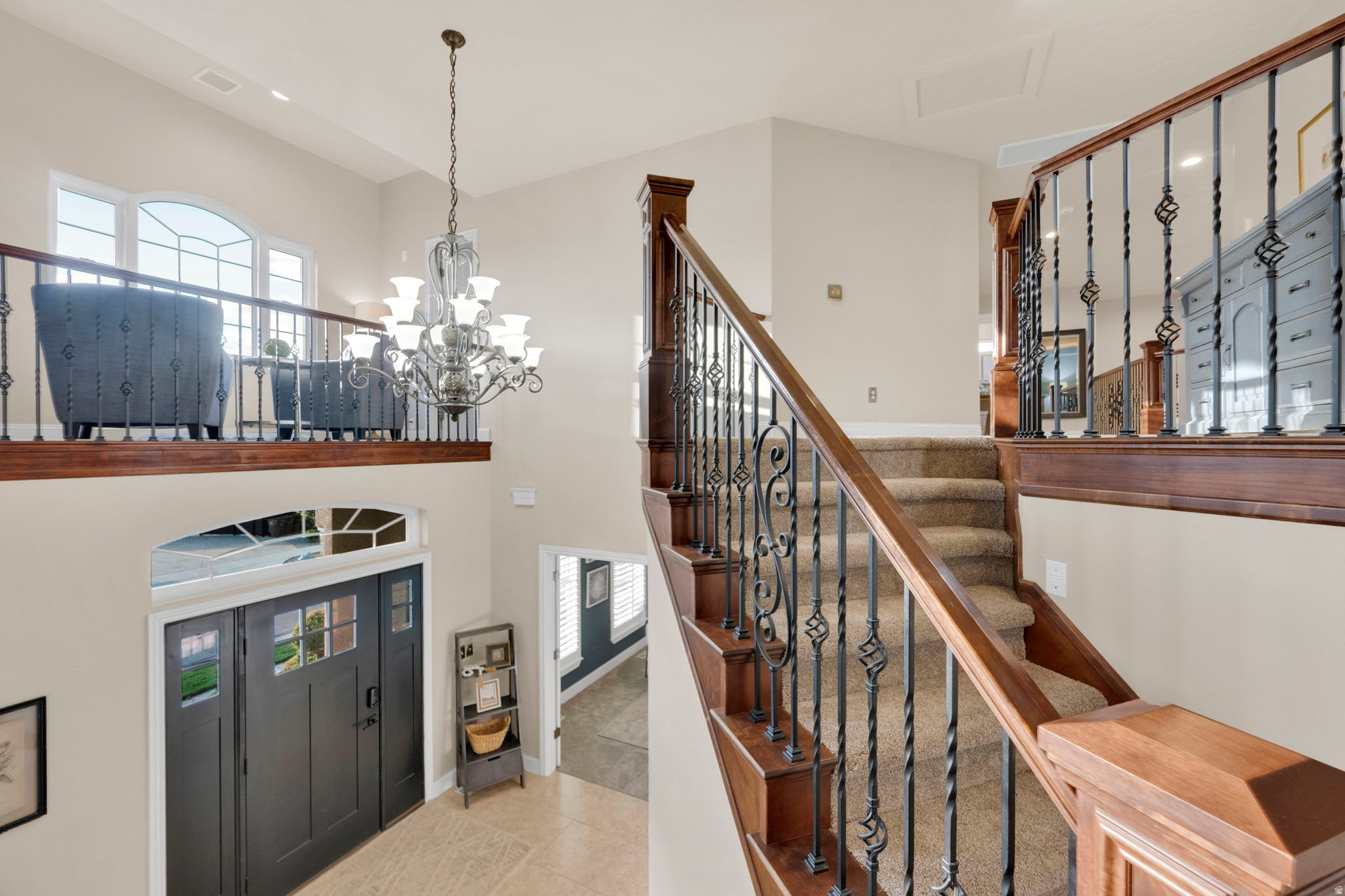 SOUTH MOUNTAIN - Residential
