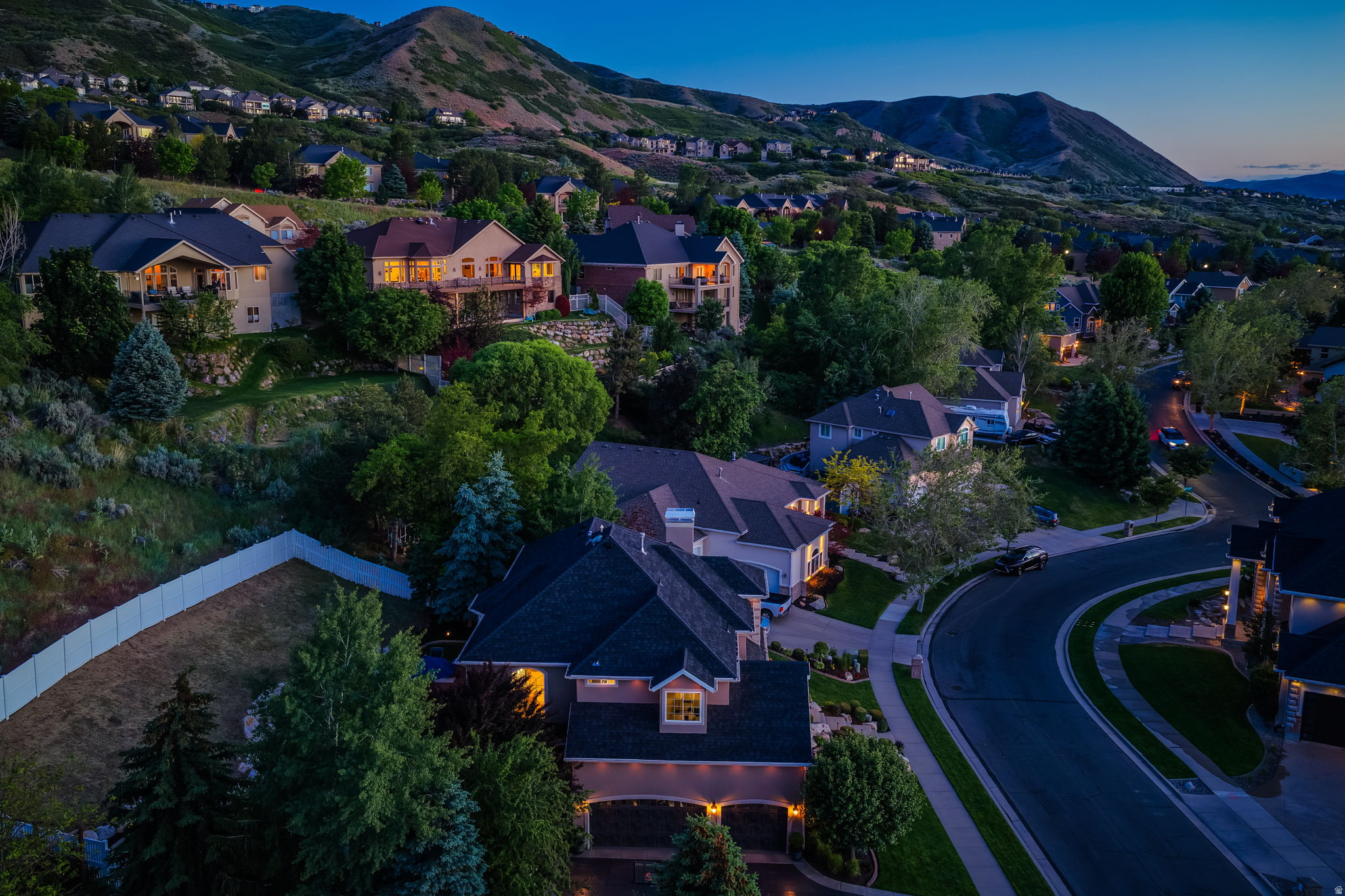 SOUTH MOUNTAIN - Residential