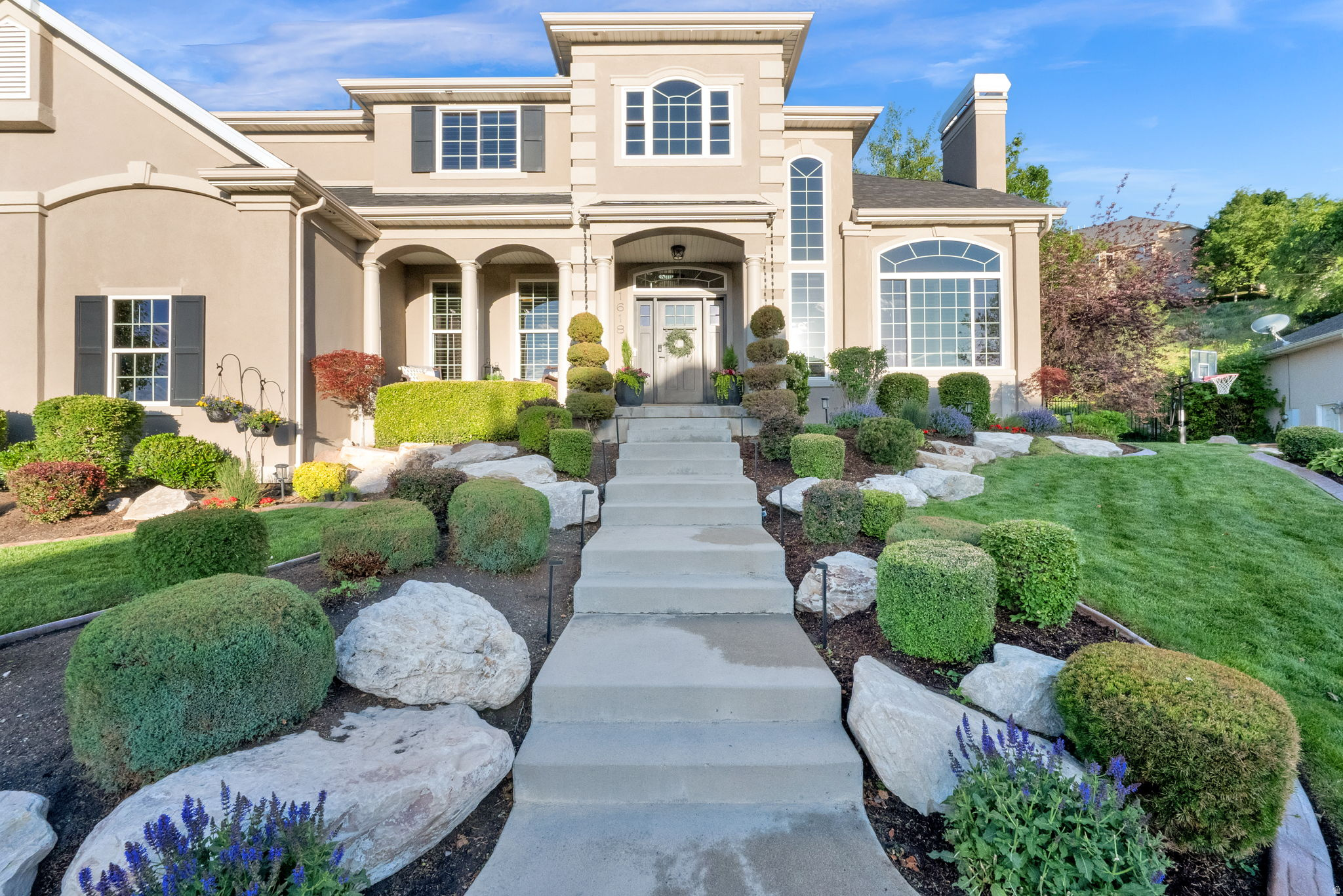 SOUTH MOUNTAIN - Residential