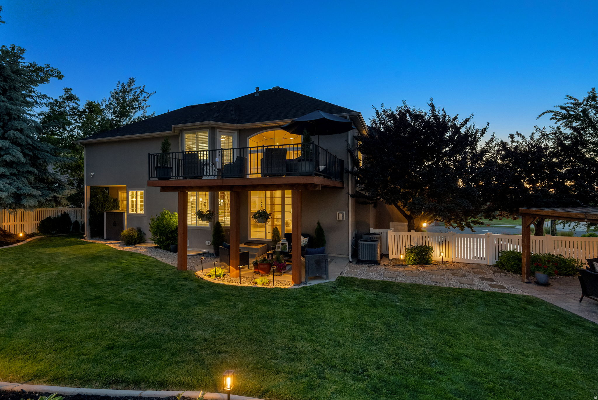 SOUTH MOUNTAIN - Residential