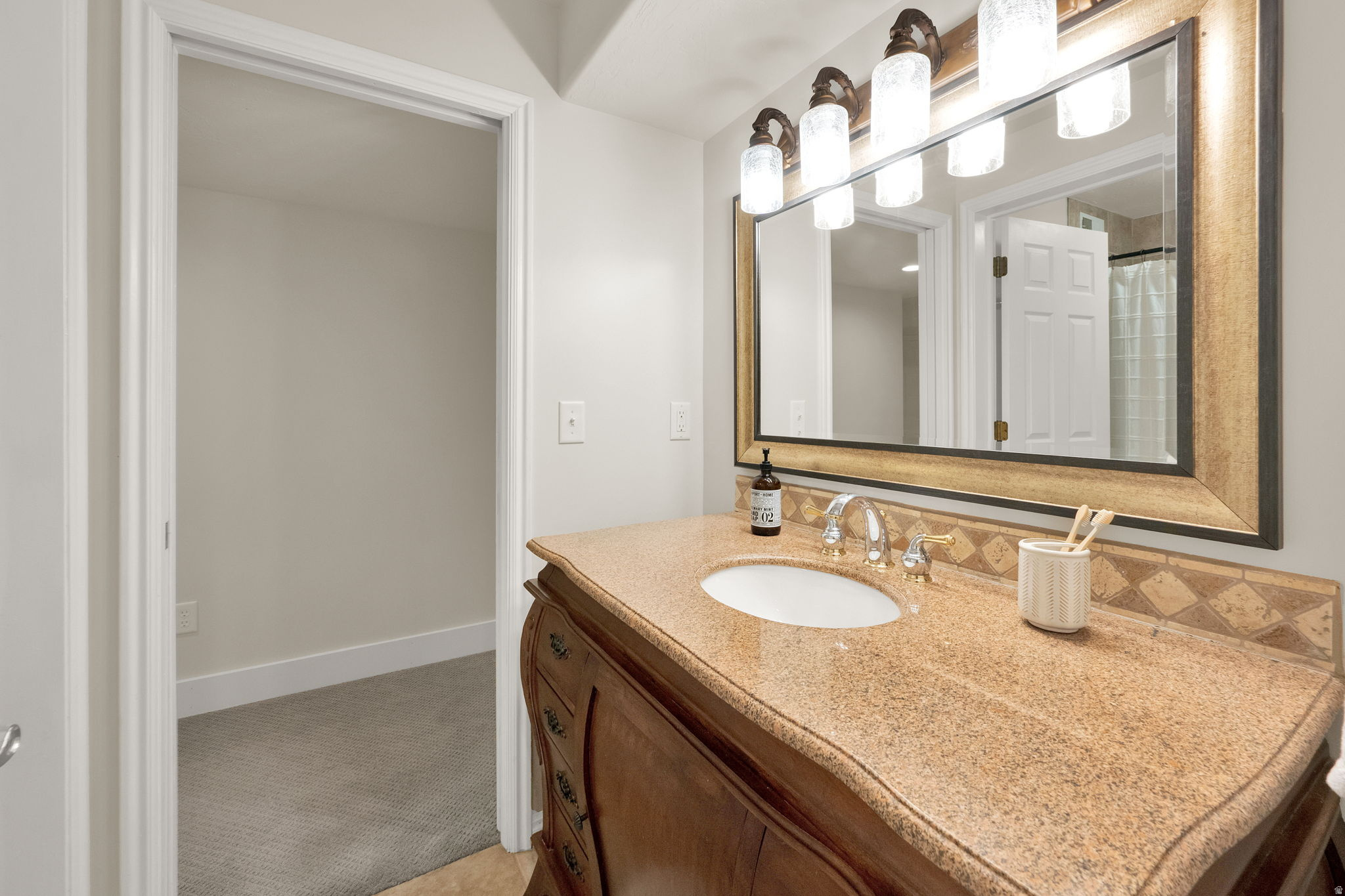 SOUTH MOUNTAIN - Residential