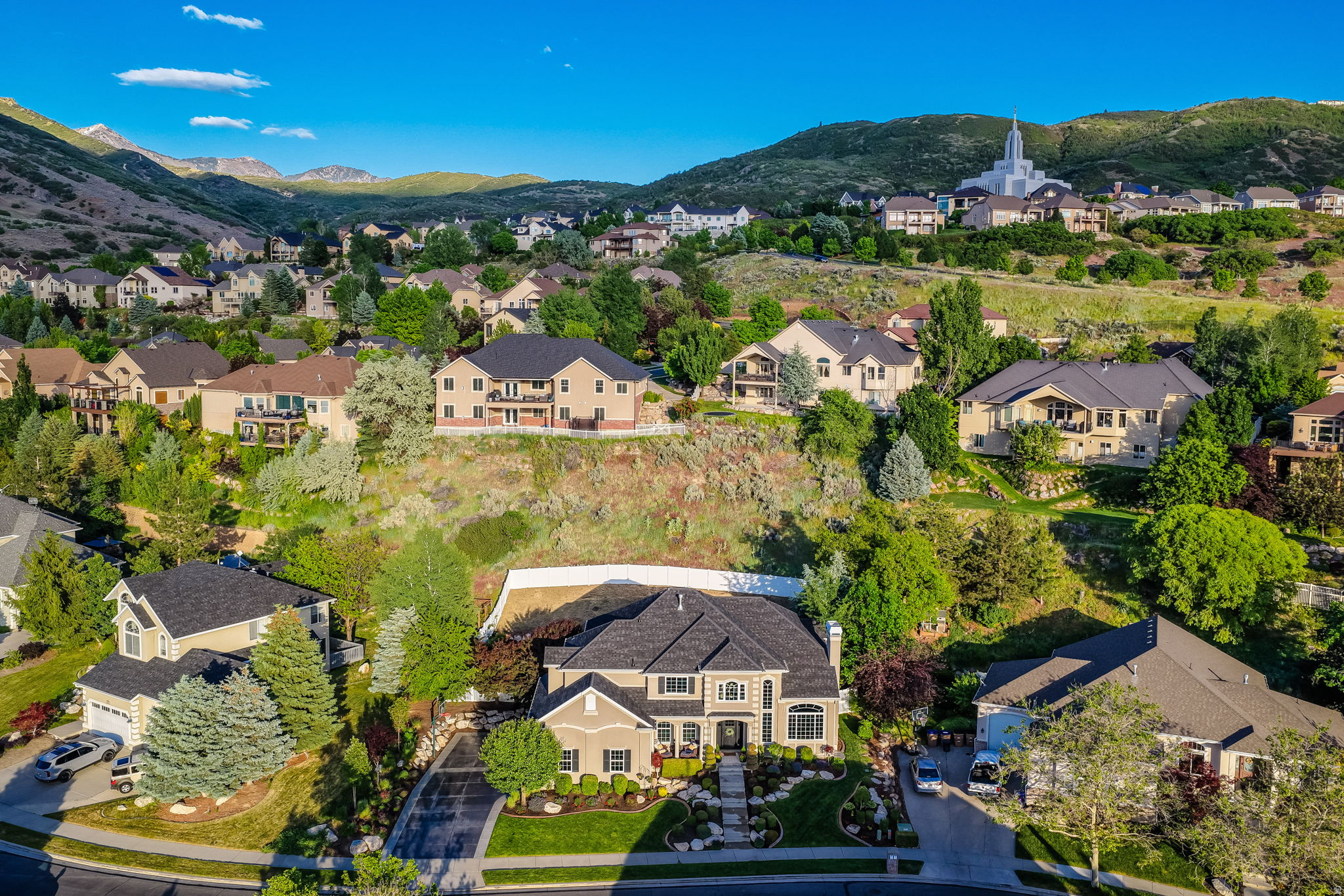 SOUTH MOUNTAIN - Residential
