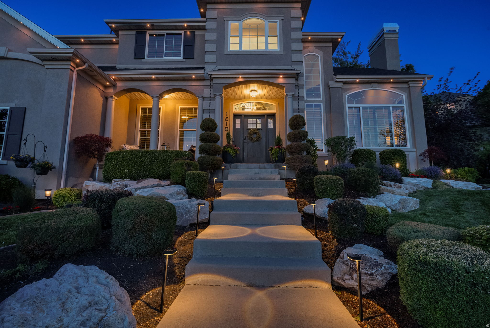 SOUTH MOUNTAIN - Residential