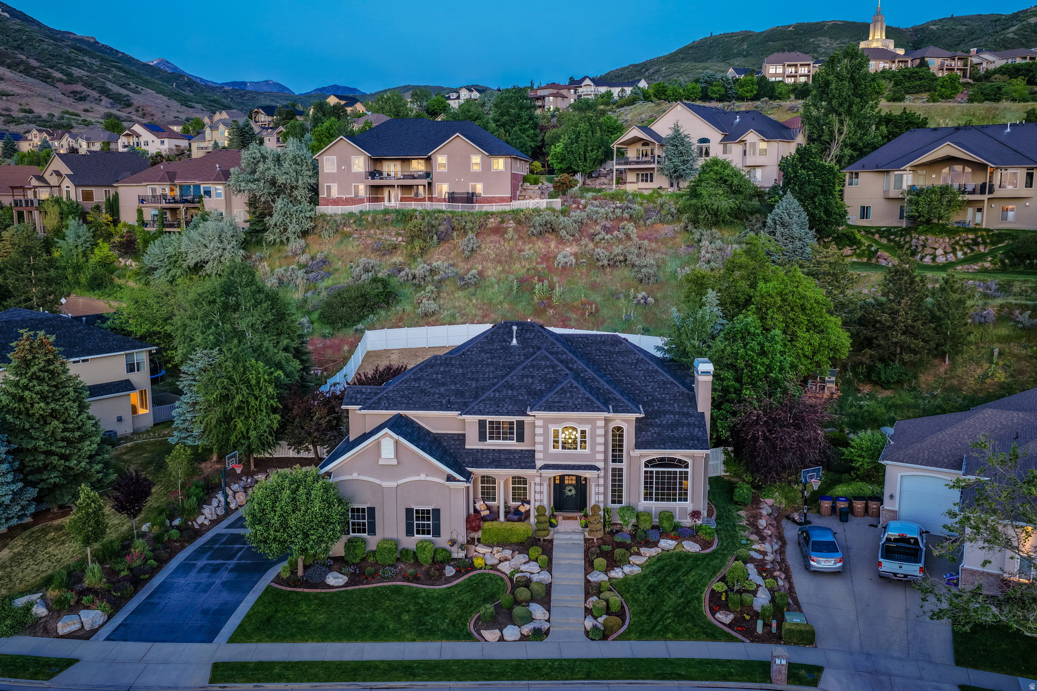 SOUTH MOUNTAIN - Residential