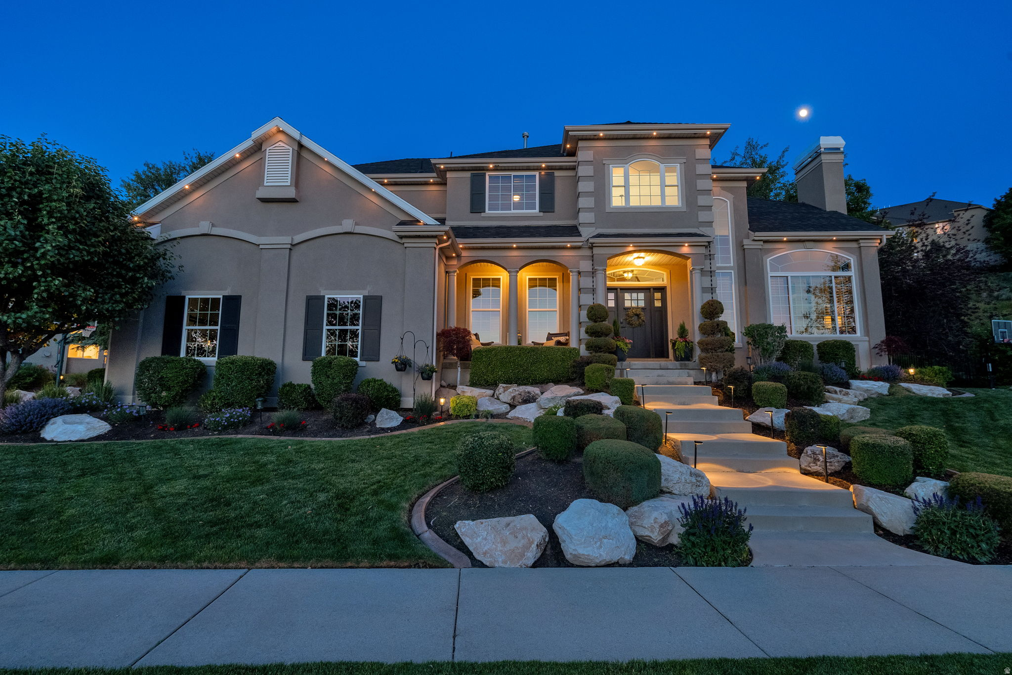 SOUTH MOUNTAIN - Residential