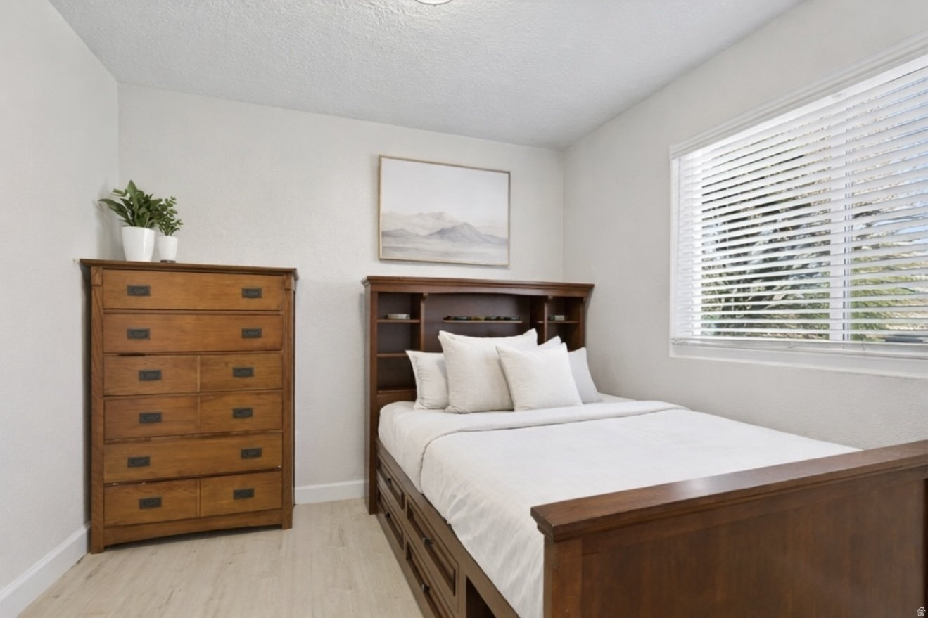 TWIN PALMS 1 - Residential