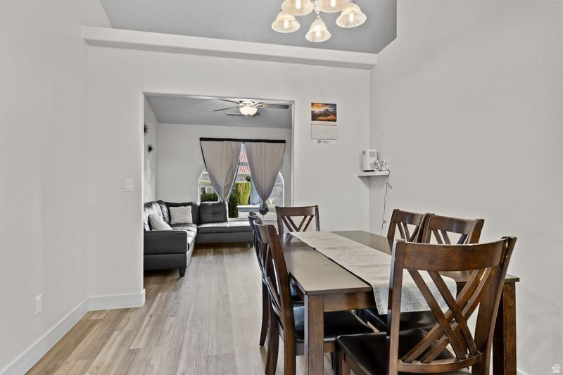 TWIN PALMS 1 - Residential