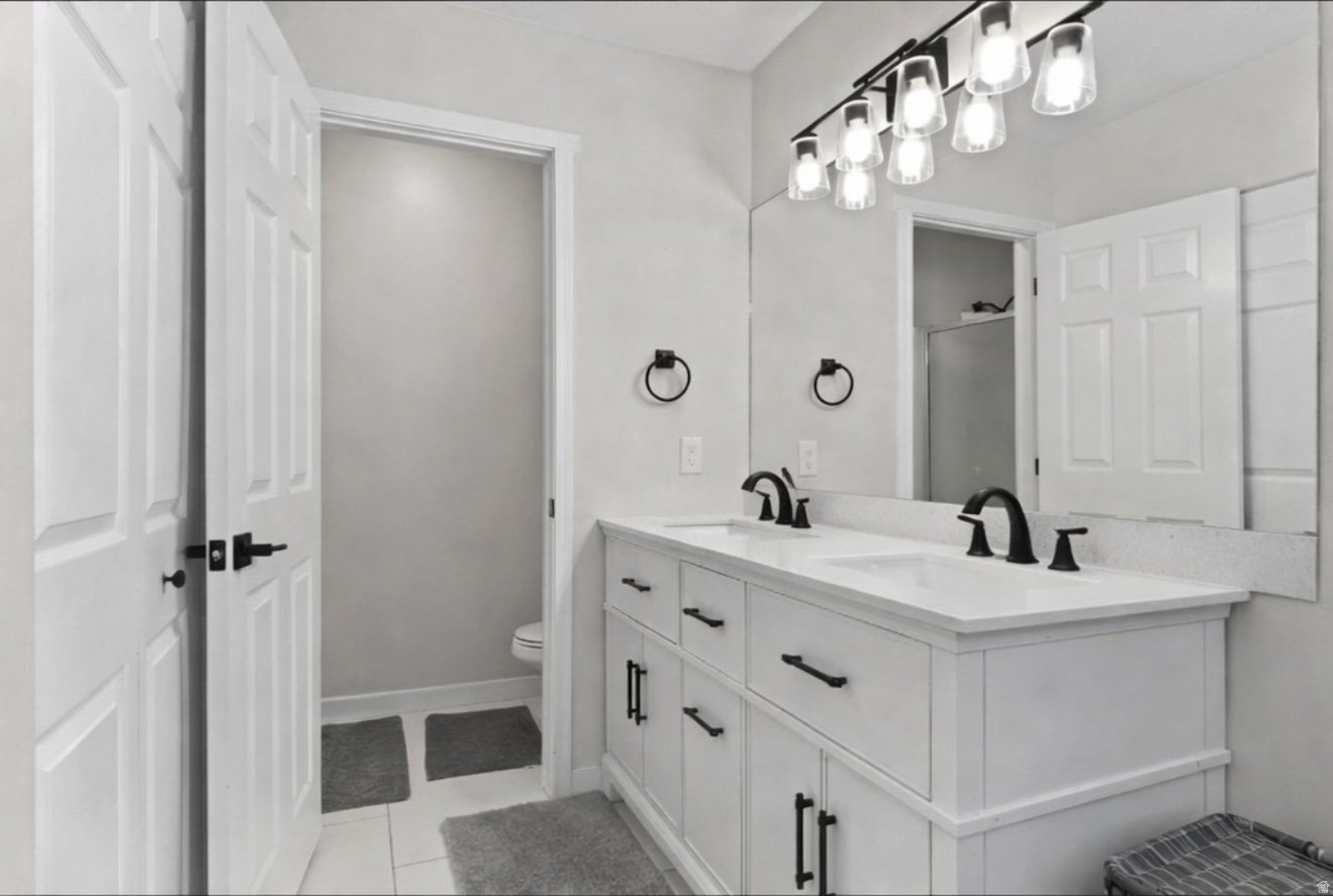TWIN PALMS 1 - Residential