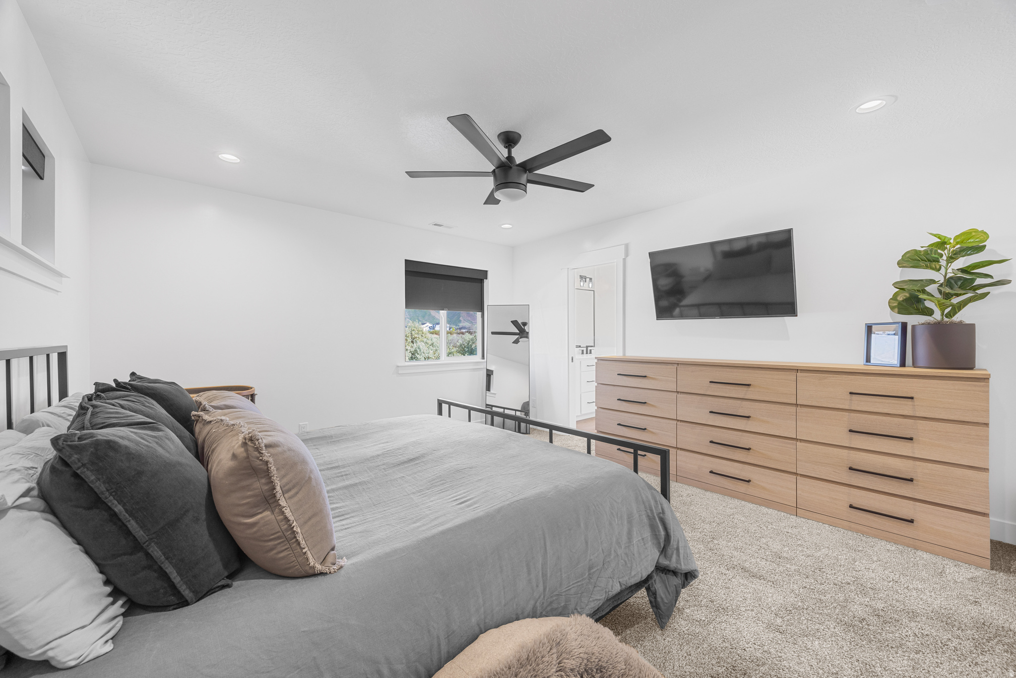 LEGACY ESTATES - Residential