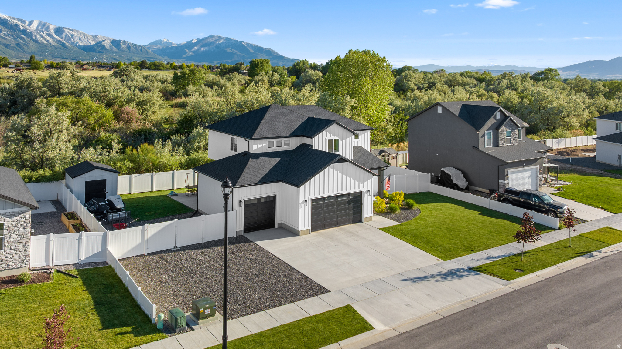 LEGACY ESTATES - Residential