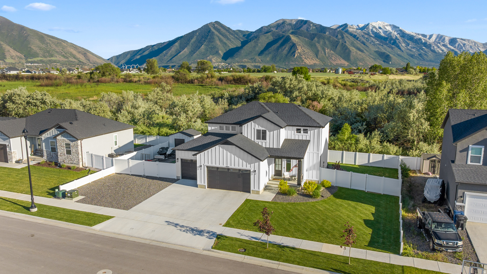 LEGACY ESTATES - Residential