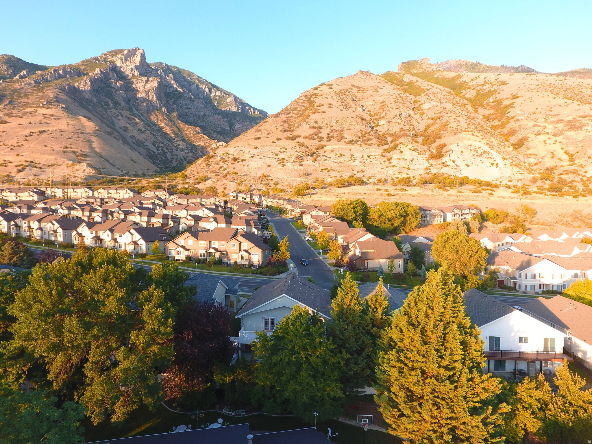 RIDGE - Residential