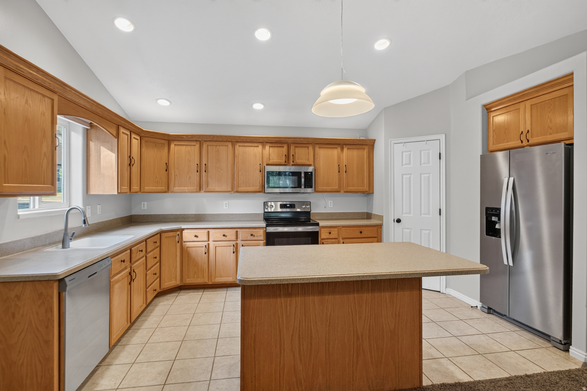 RIDGE - Residential