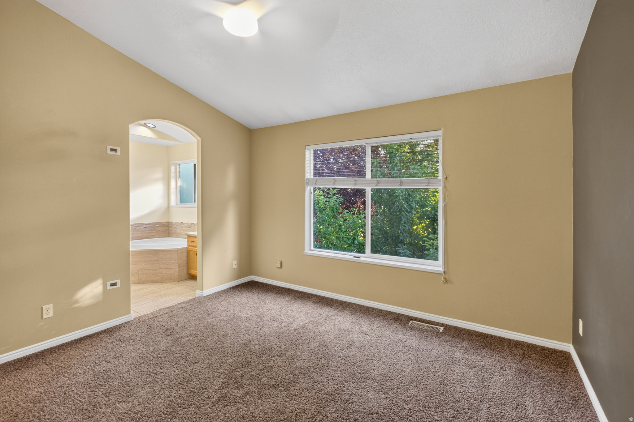 RIDGE - Residential
