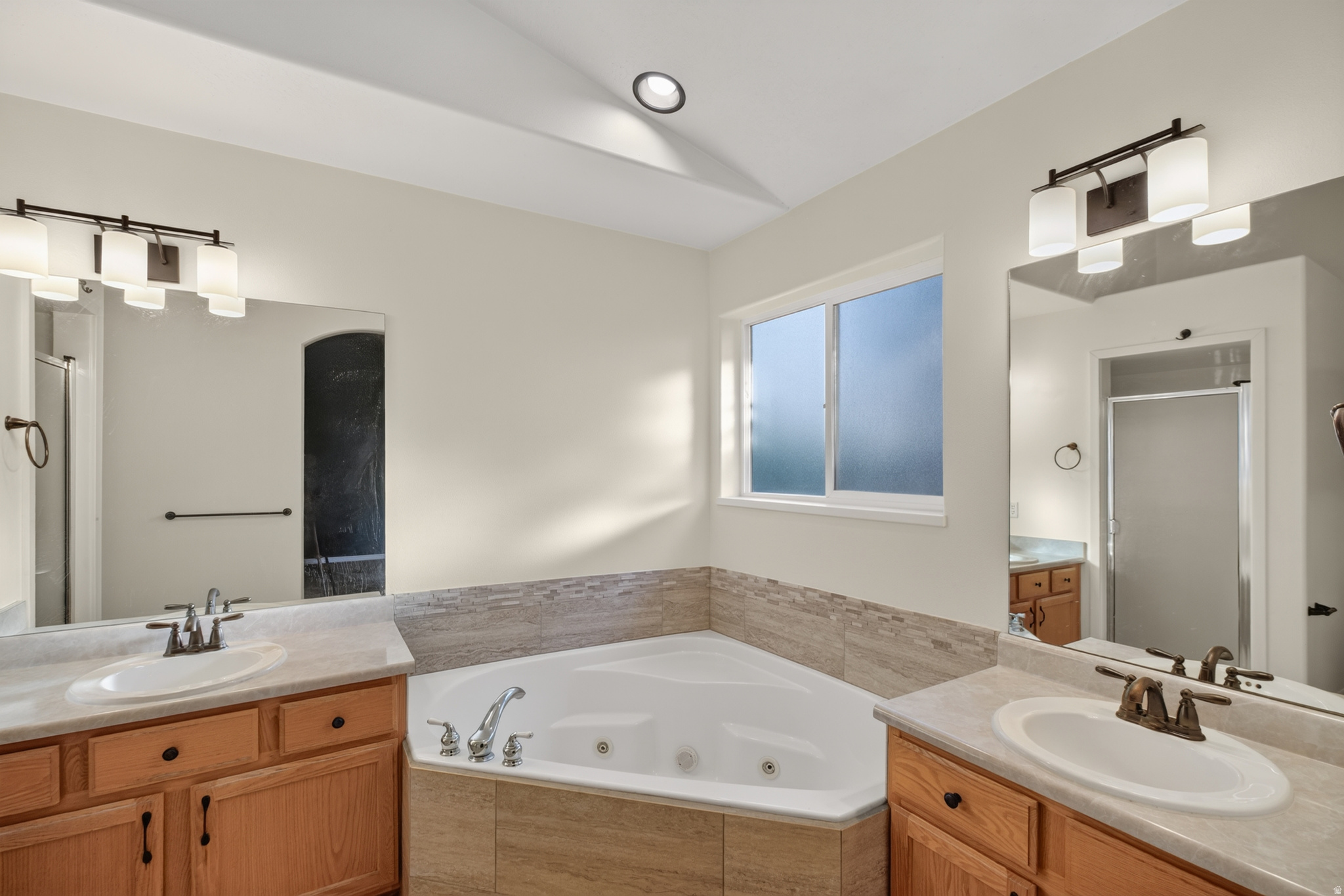 RIDGE - Residential