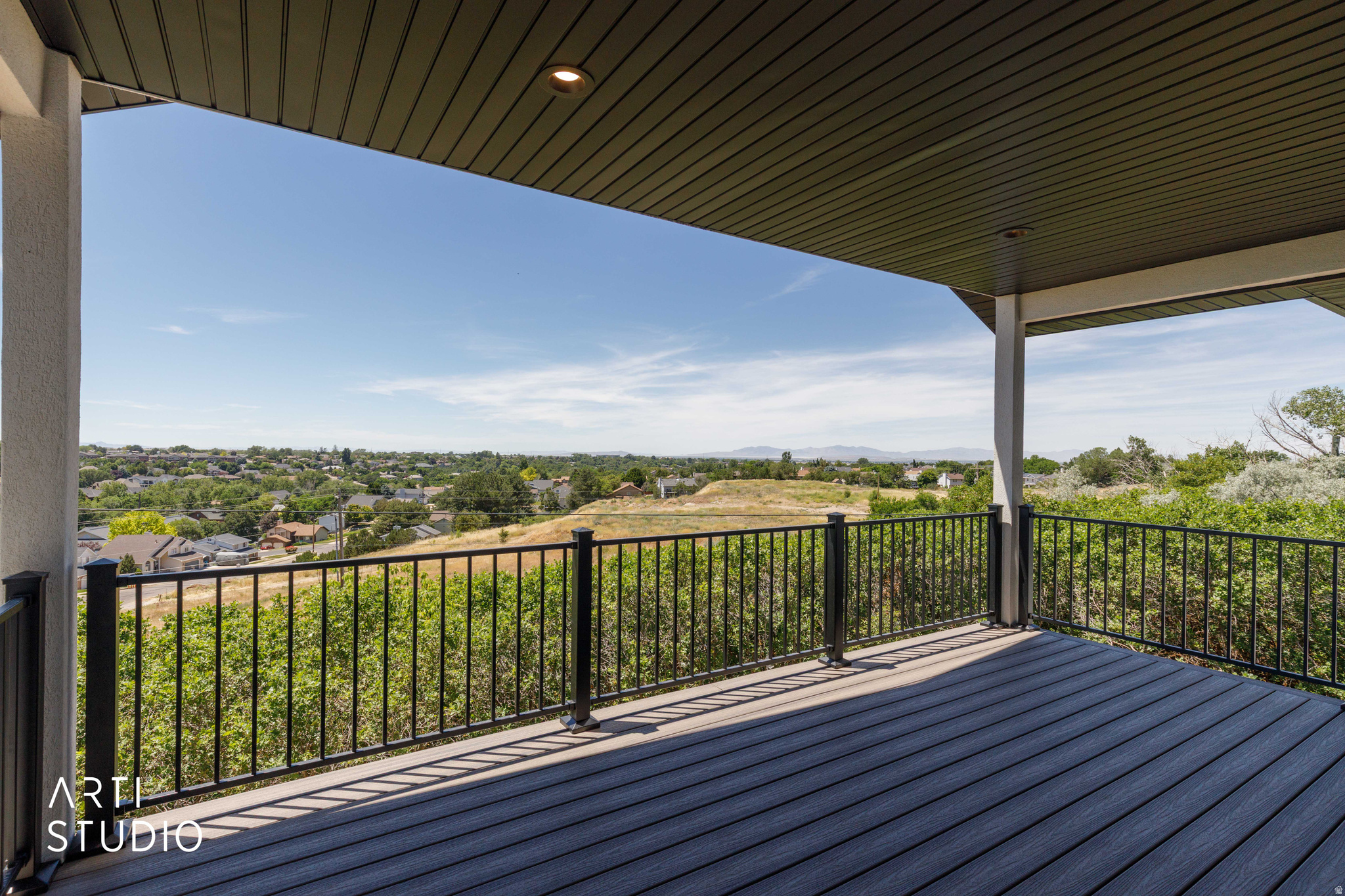 SUNSET RIDGE - Residential