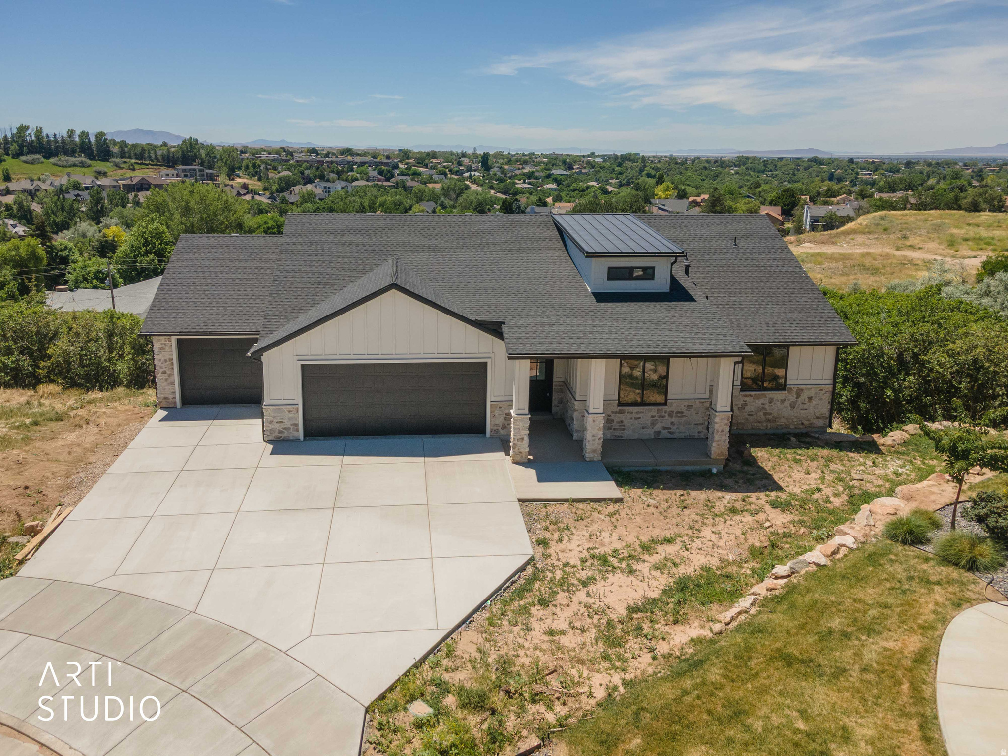Square footage figures are provided as a courtesy estimate only and were obtained from plans.  Buyer is advised to obtain an independent measurement.