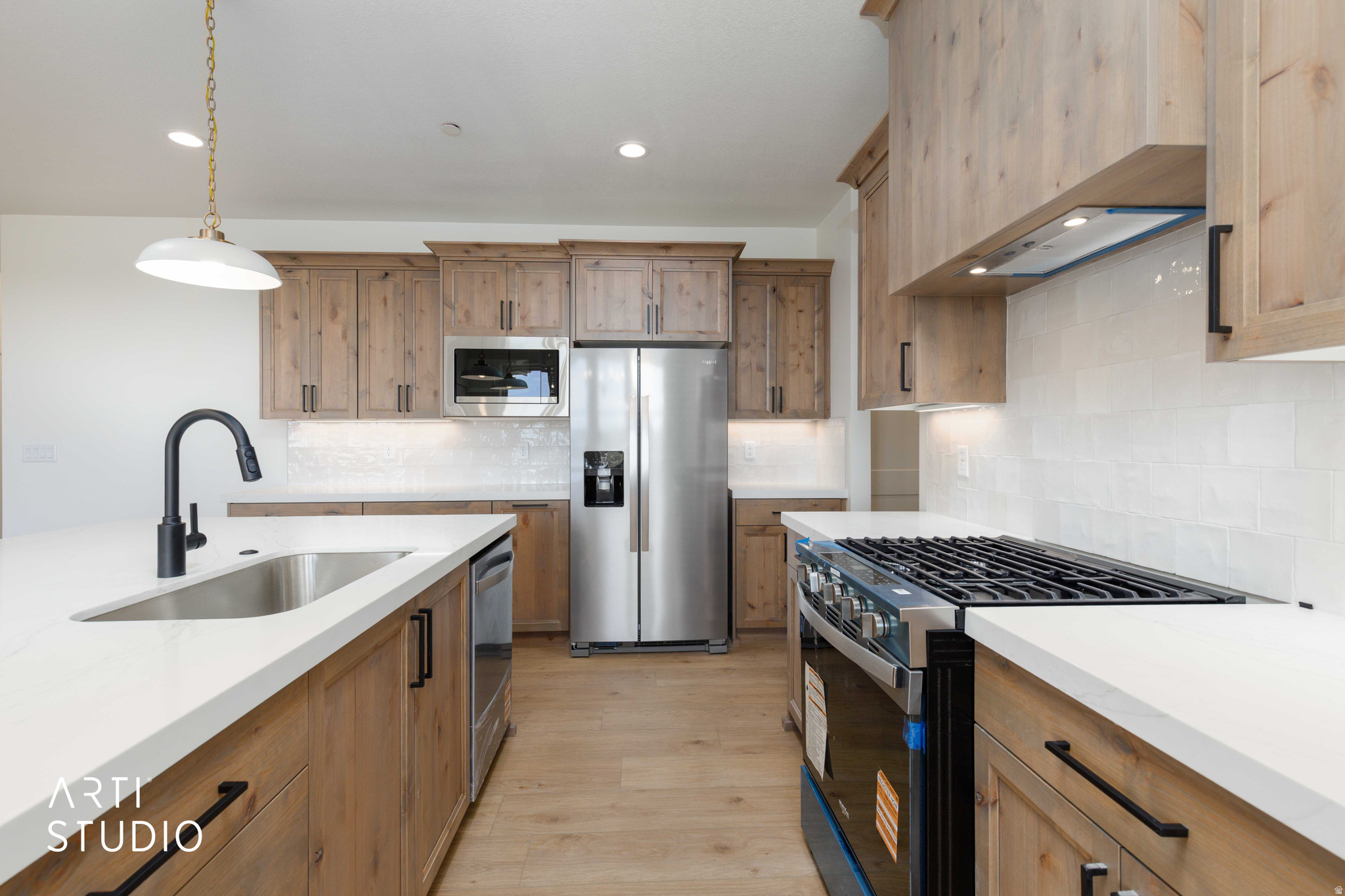 SUNSET RIDGE - Residential