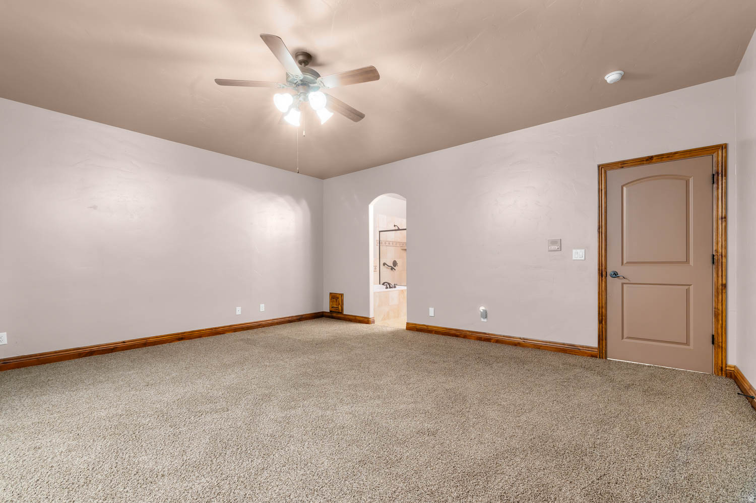 CANYON LINKS - Residential
