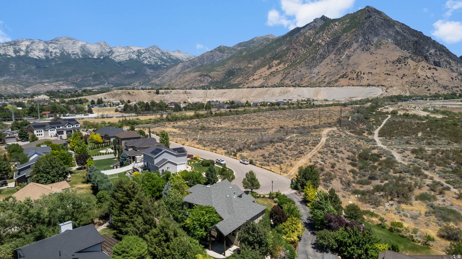 CANYON LINKS - Residential
