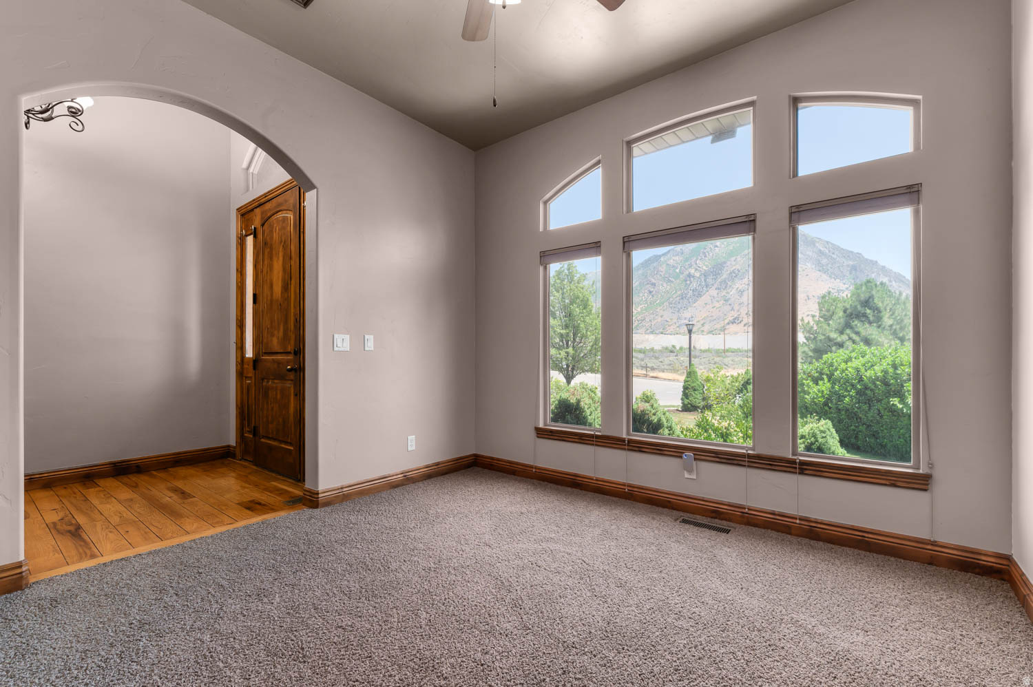 CANYON LINKS - Residential