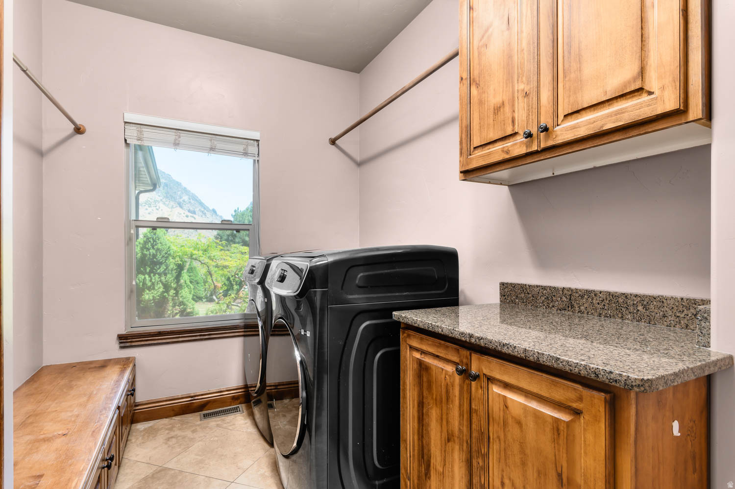 CANYON LINKS - Residential