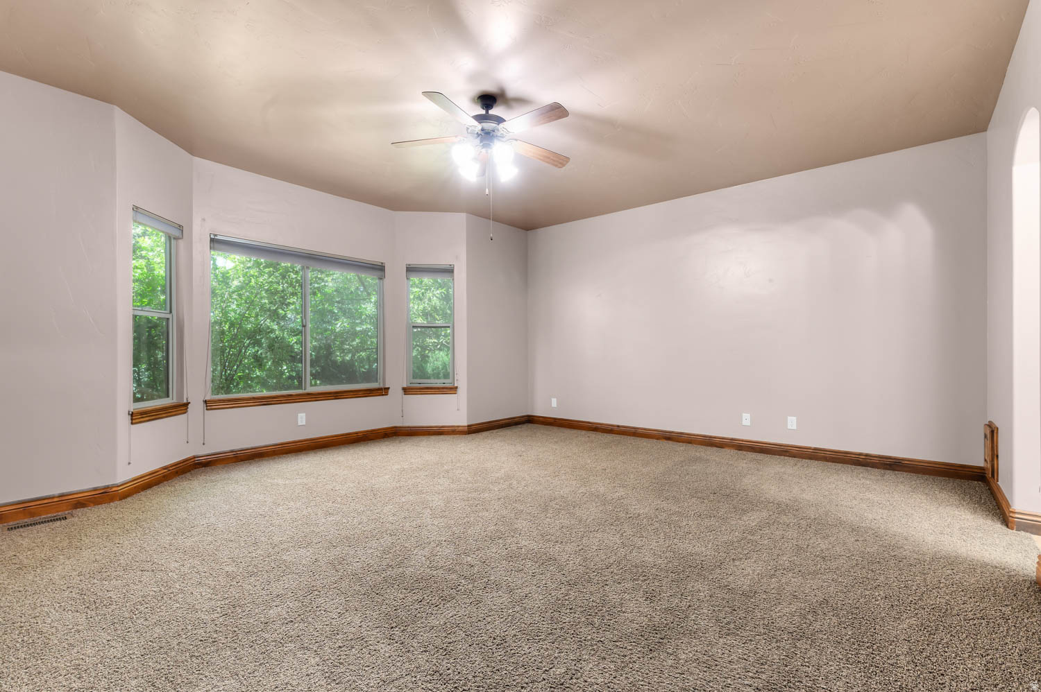 CANYON LINKS - Residential