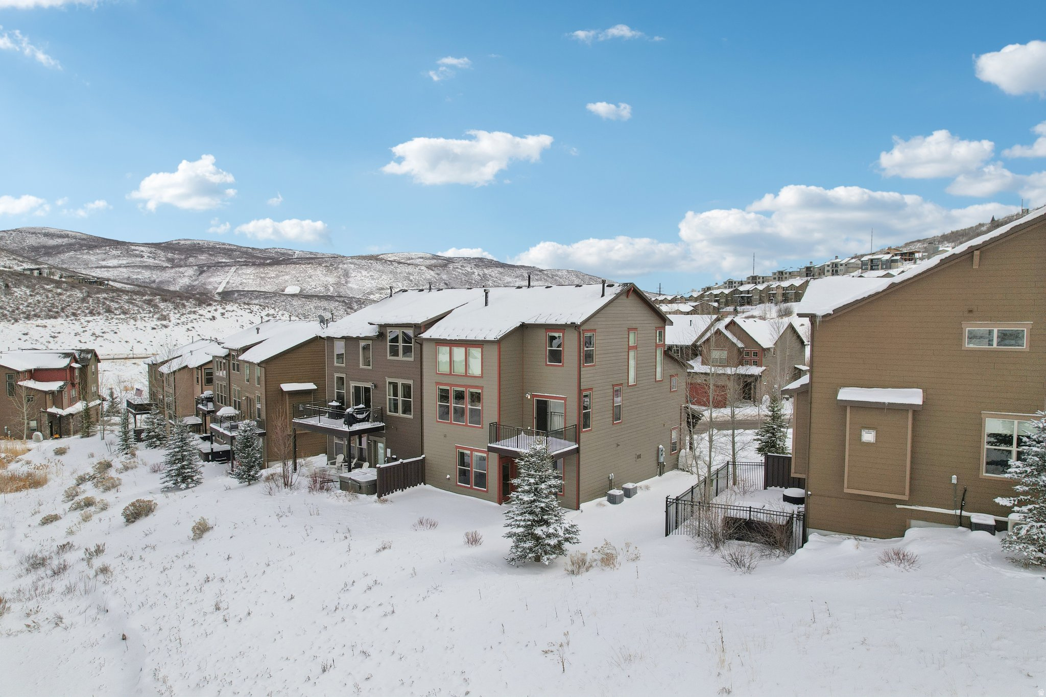 RETREAT AT JORDANELLE - Residential