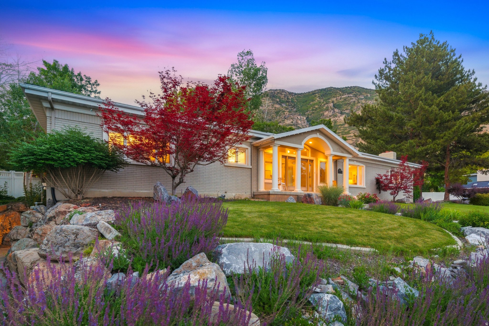 INDIAN HILLS - Residential