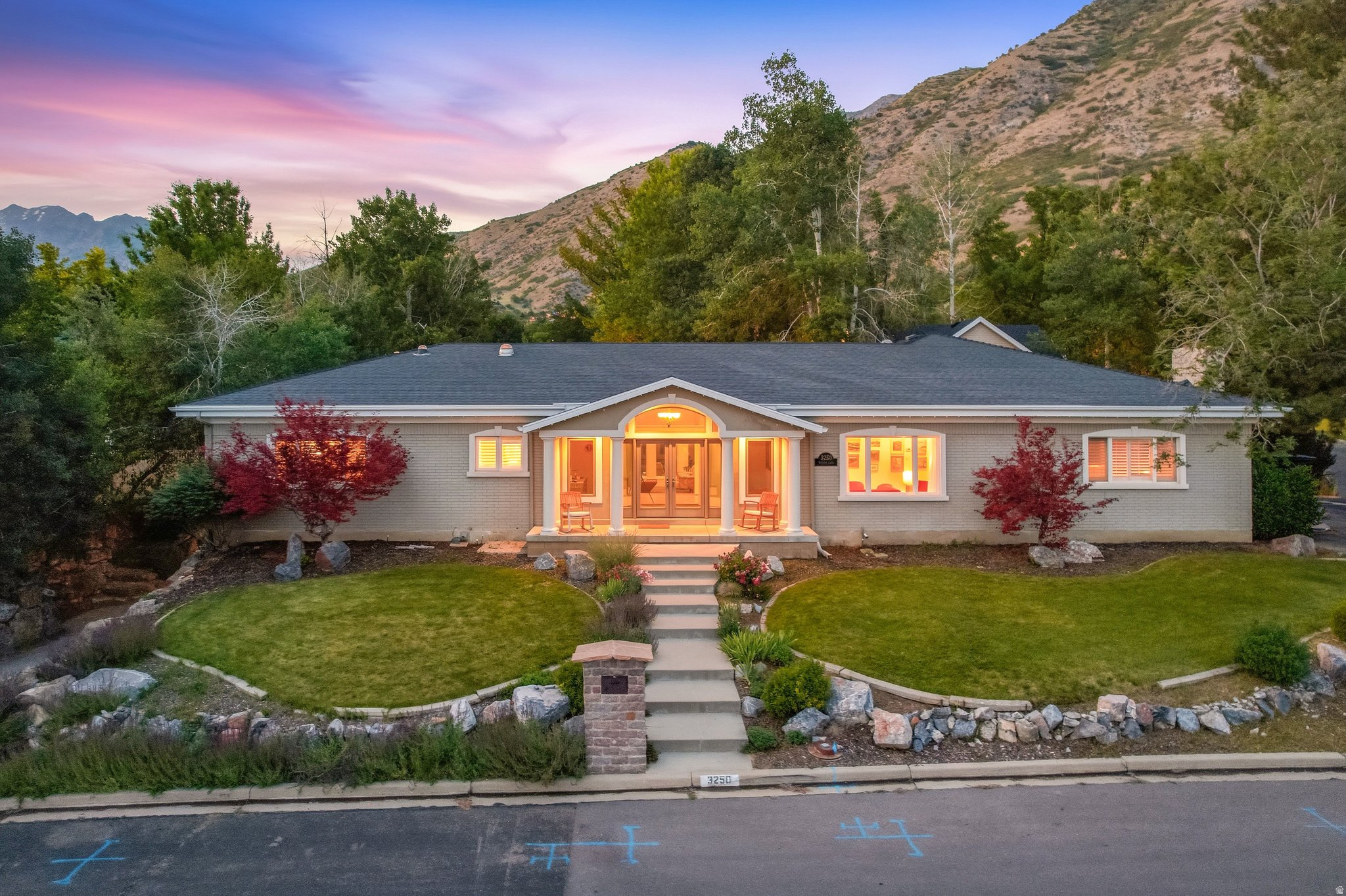 INDIAN HILLS - Residential
