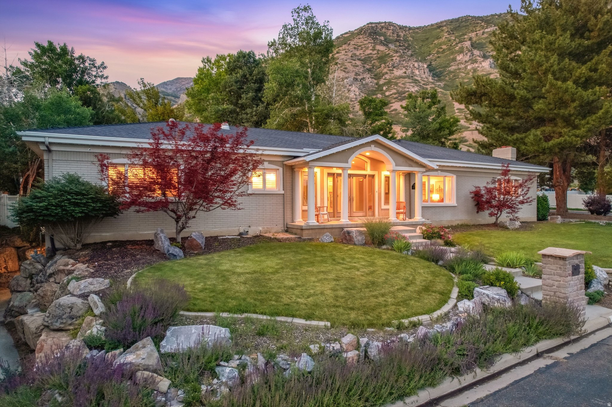 INDIAN HILLS - Residential