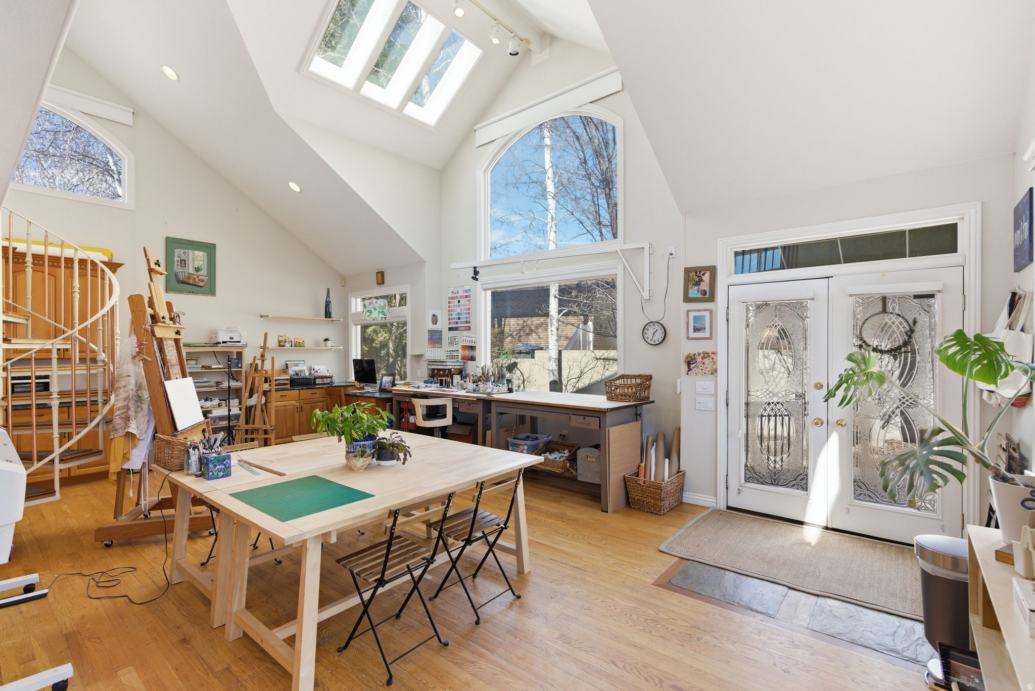 INDIAN HILLS - Residential