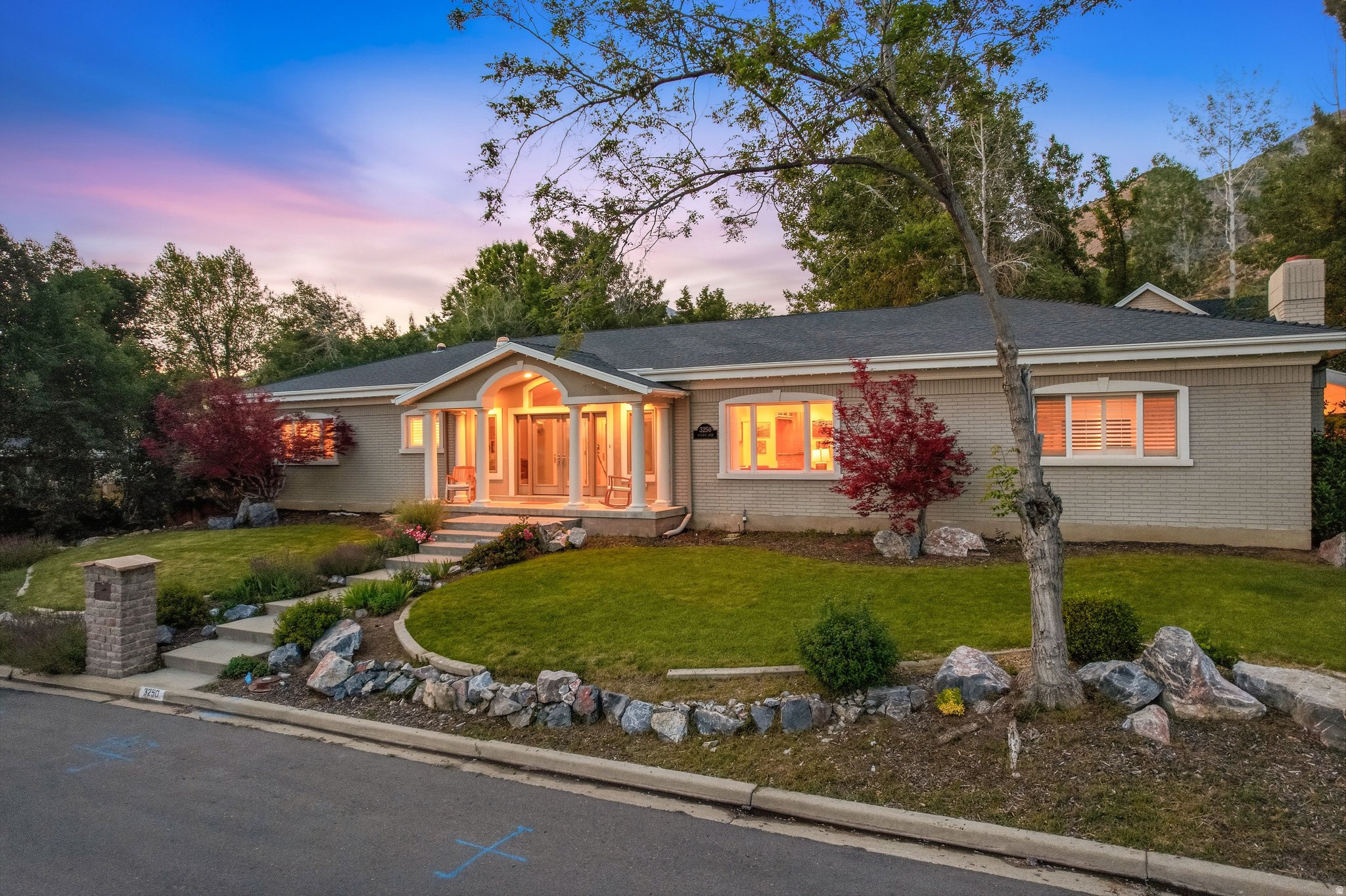 INDIAN HILLS - Residential