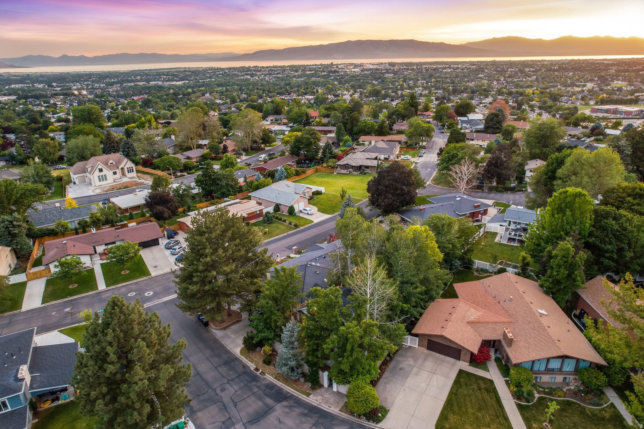 INDIAN HILLS - Residential