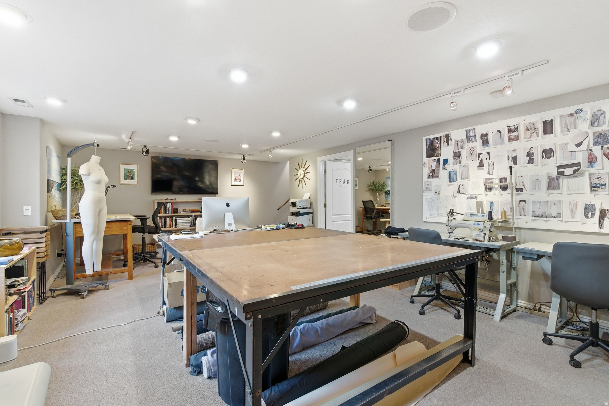 INDIAN HILLS - Residential
