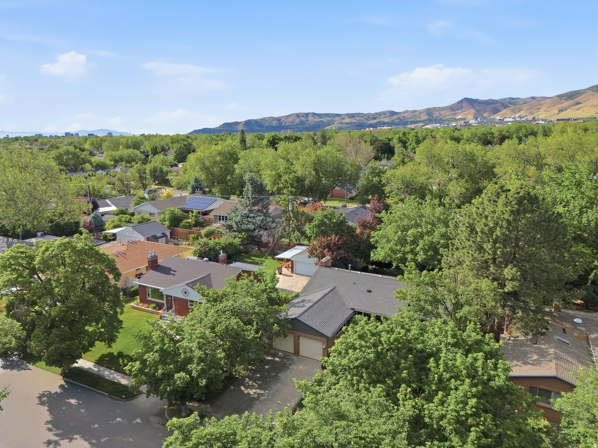 EL RAY PARK - Residential