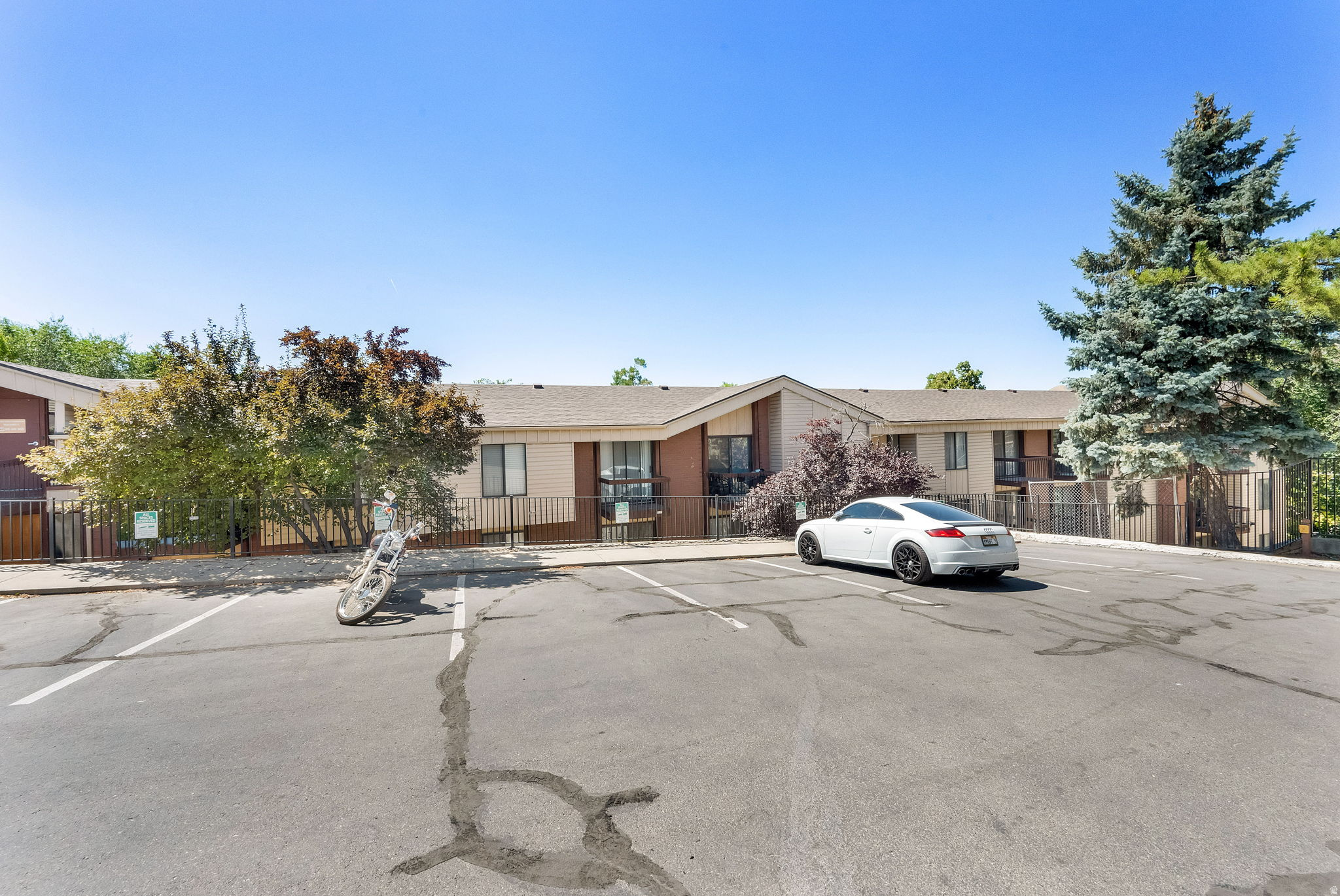 INCLINE TERRACE - Residential