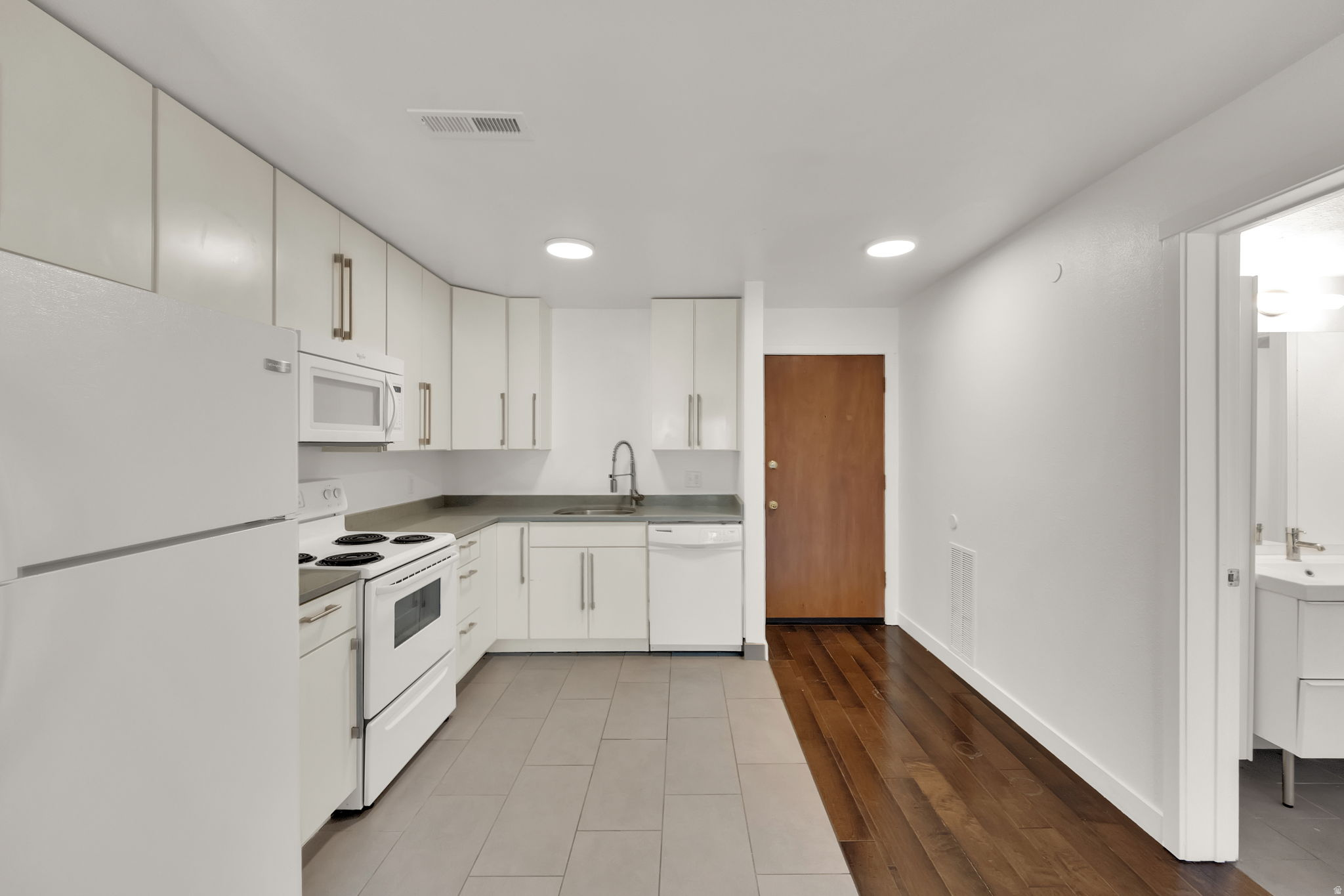 INCLINE TERRACE - Residential