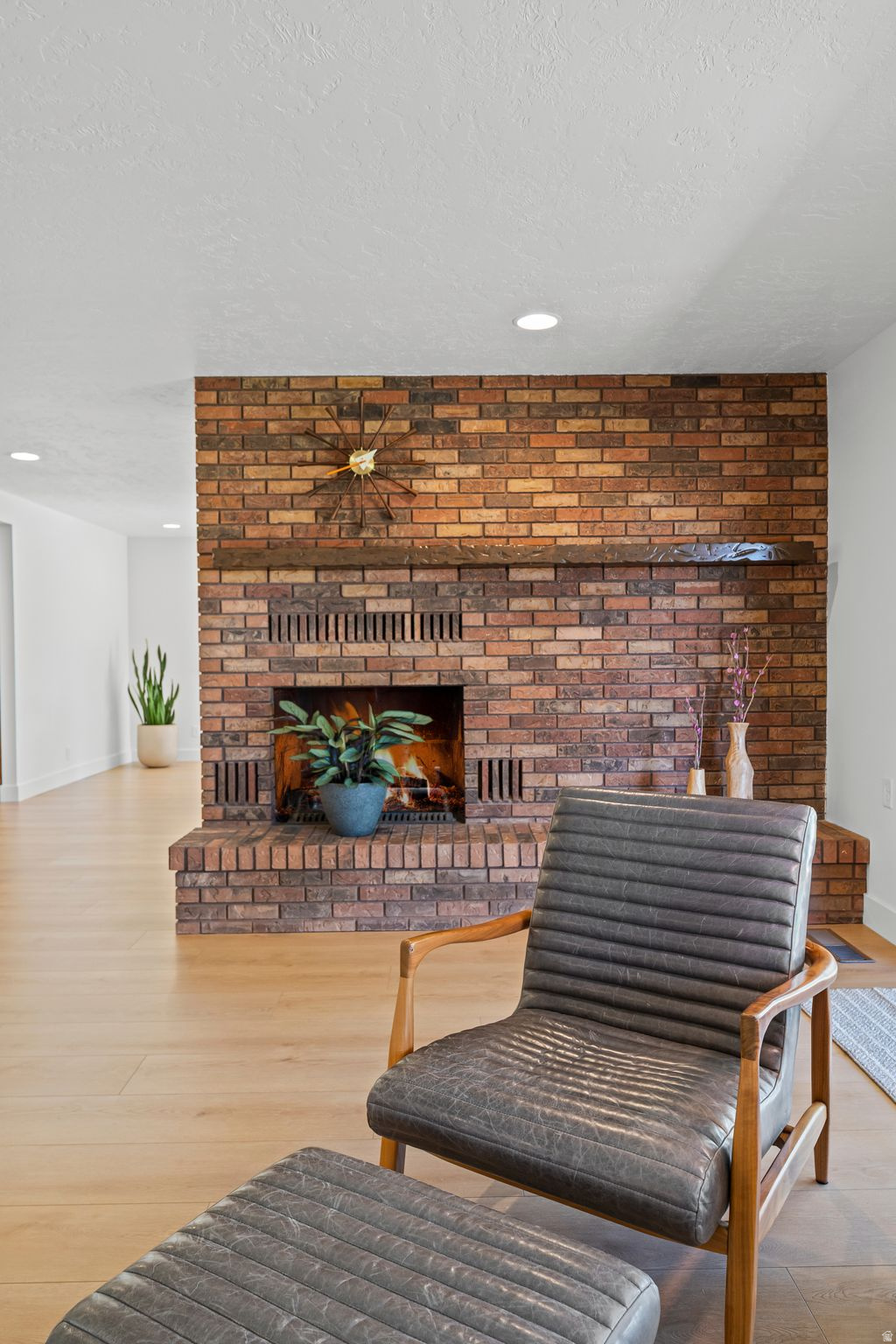 BLOOMINGTON HILLS 1 - Residential