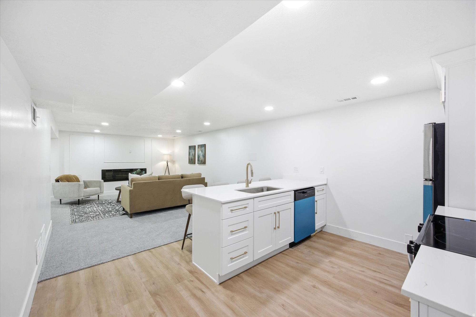 VIEW HEIGHTS - Residential