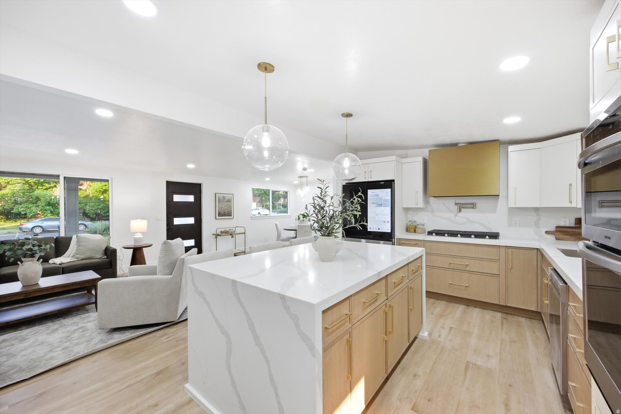 VIEW HEIGHTS - Residential