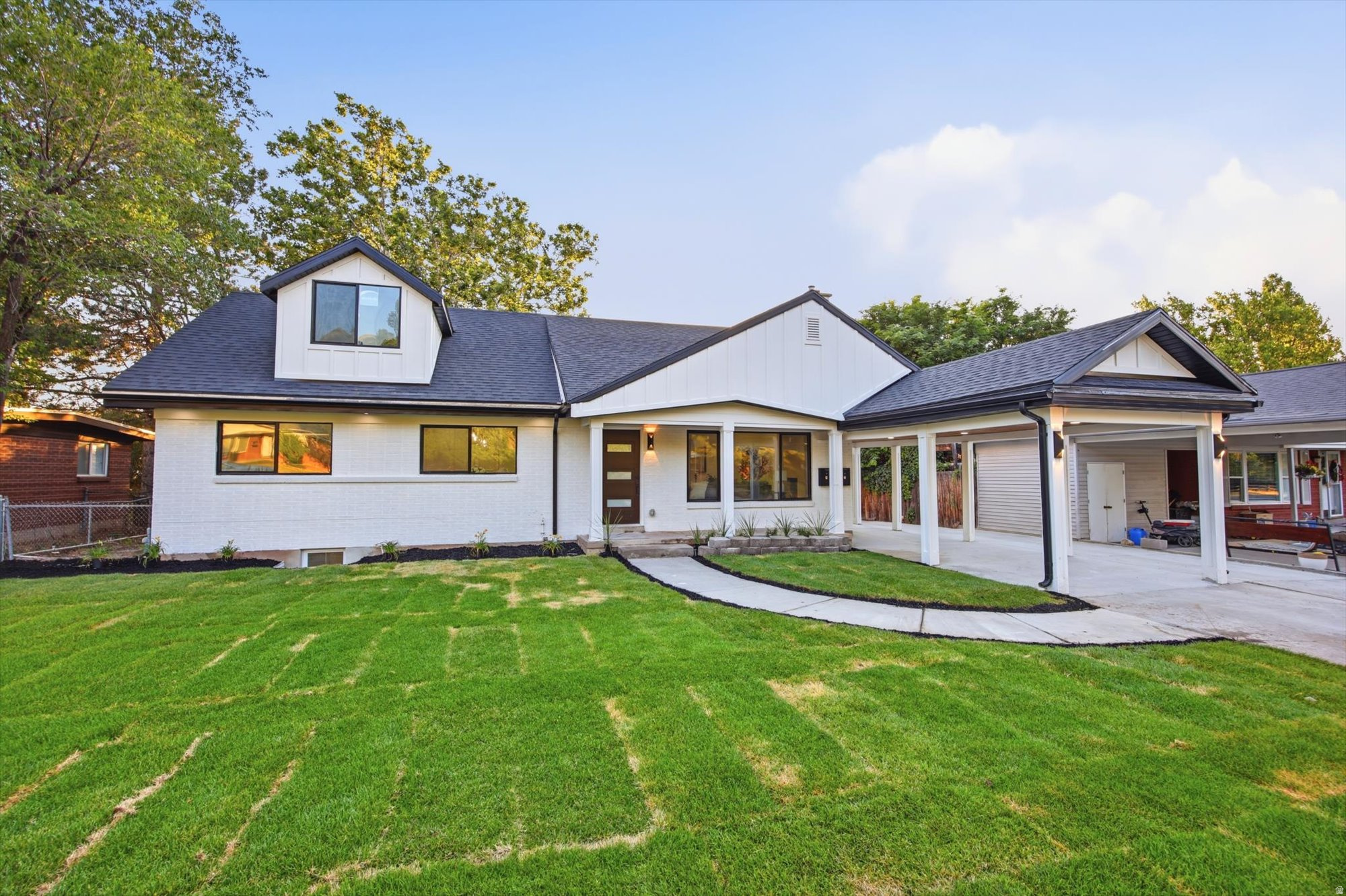 VIEW HEIGHTS - Residential