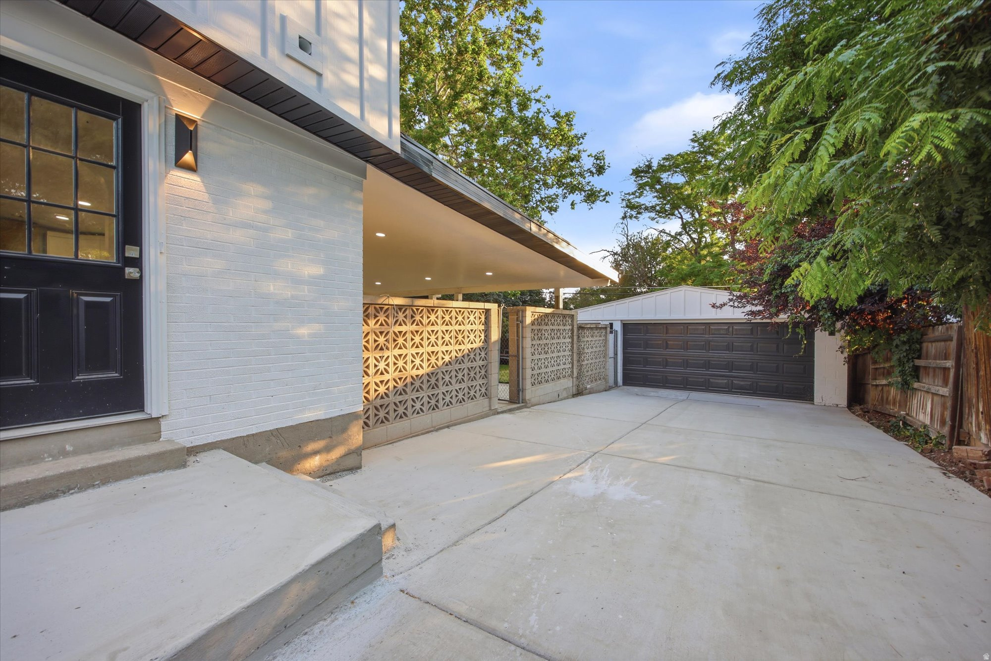 VIEW HEIGHTS - Residential