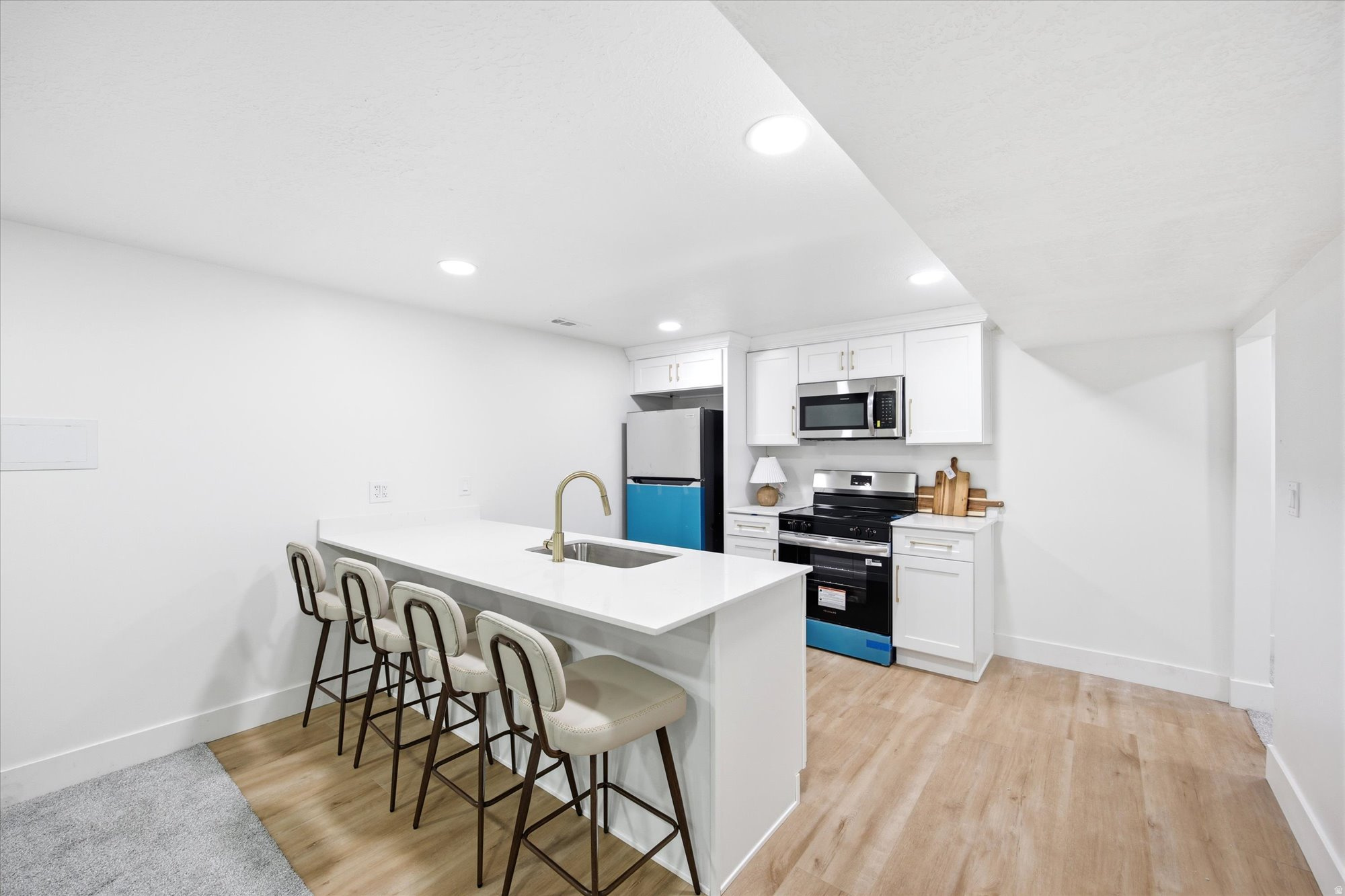 VIEW HEIGHTS - Residential