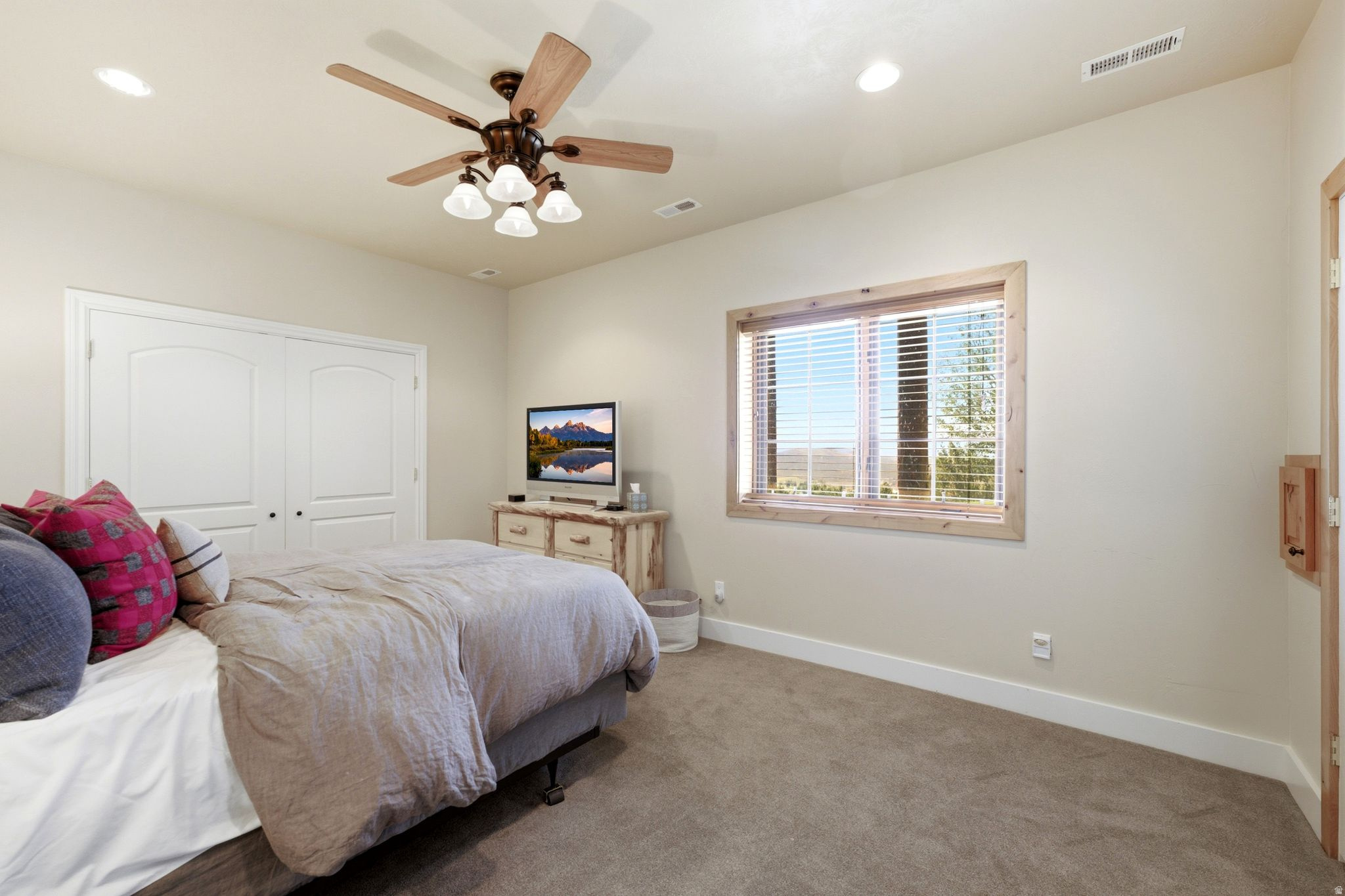 SWEETWATER - Residential