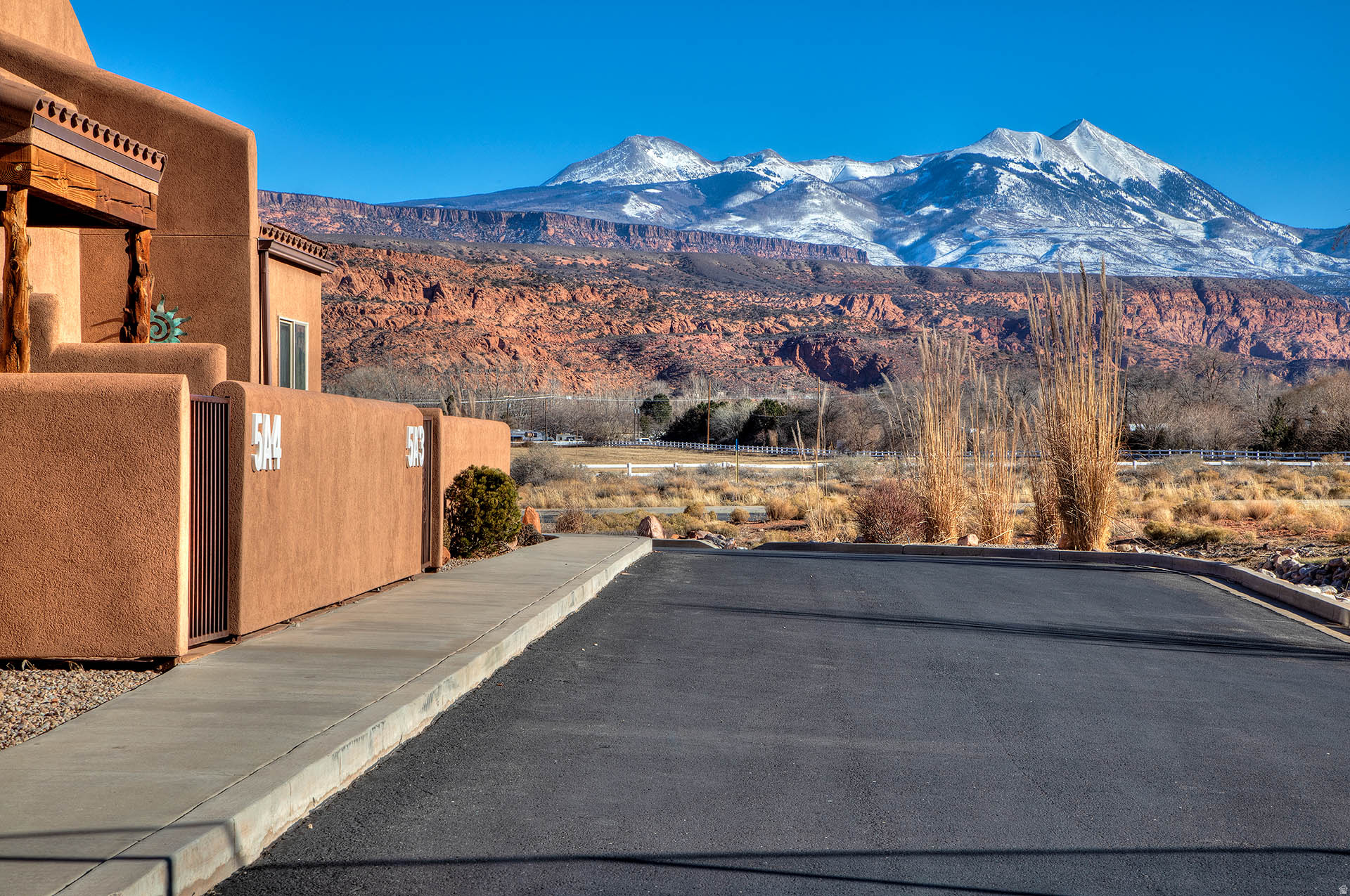 RIM VILLAGE VISTAS - Residential